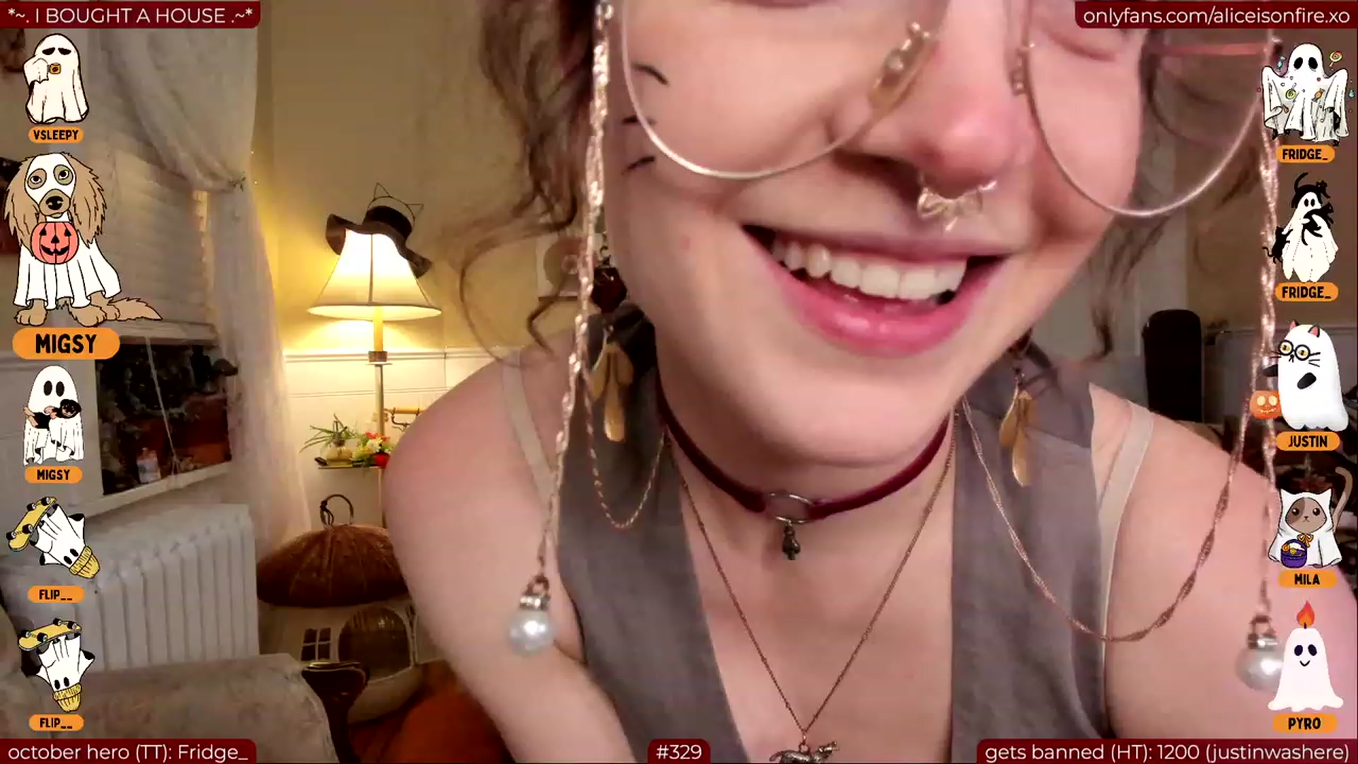 Gallery image thumbnail from aliceisonfire's myfreecams stream on, 10/13/2023, 06:37 image 17 of 20