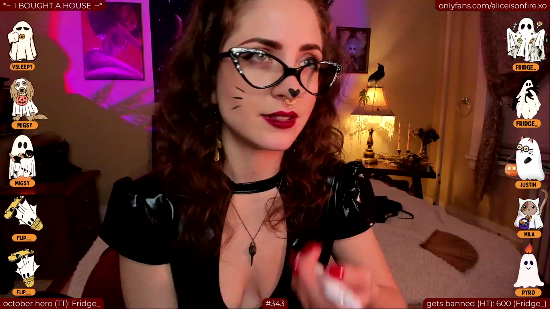 Gallery image thumbnail from aliceisonfire's myfreecams stream on, 10/14/2023, 07:10 image 4 of 20