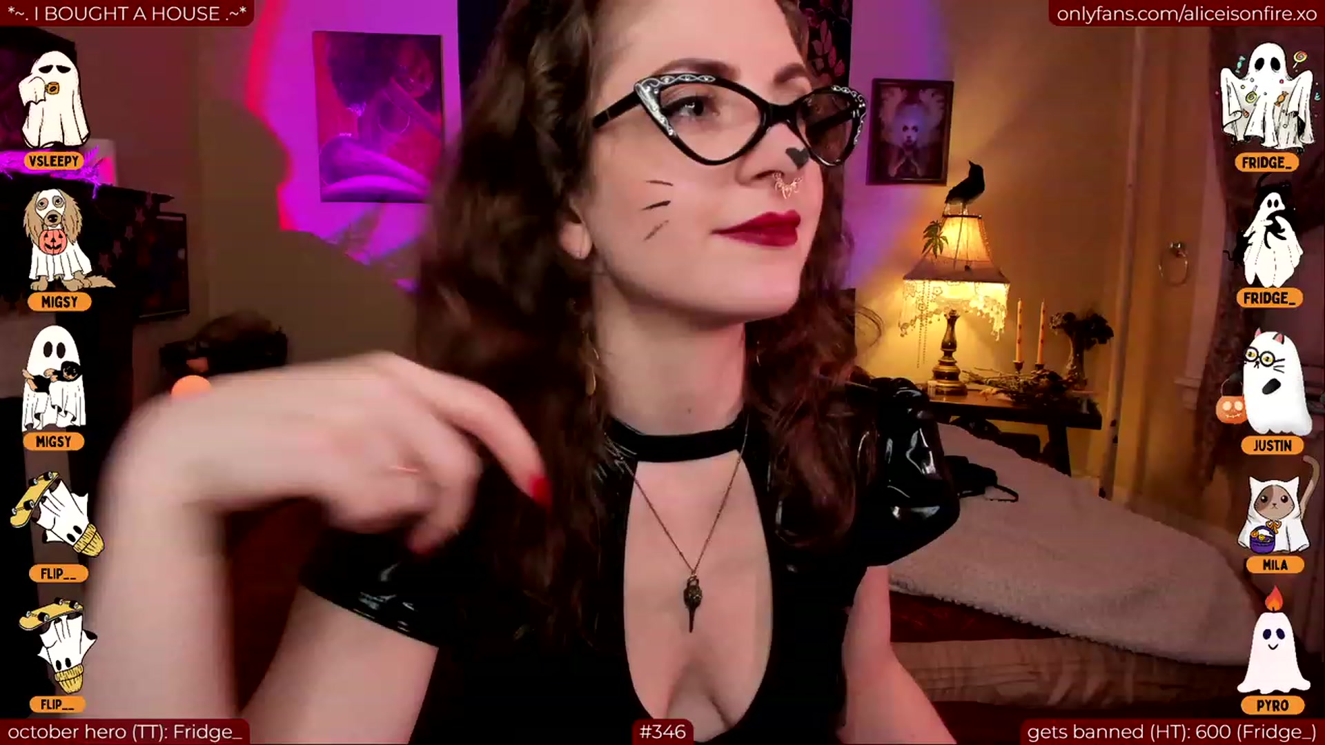 Gallery image thumbnail from aliceisonfire's myfreecams stream on, 10/14/2023, 09:03 image 7 of 20