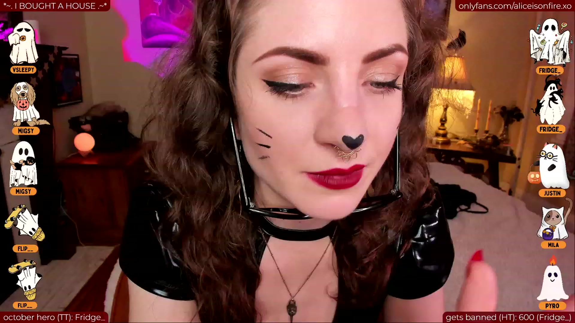 Gallery image thumbnail from aliceisonfire's myfreecams stream on, 10/14/2023, 09:03 image 17 of 20