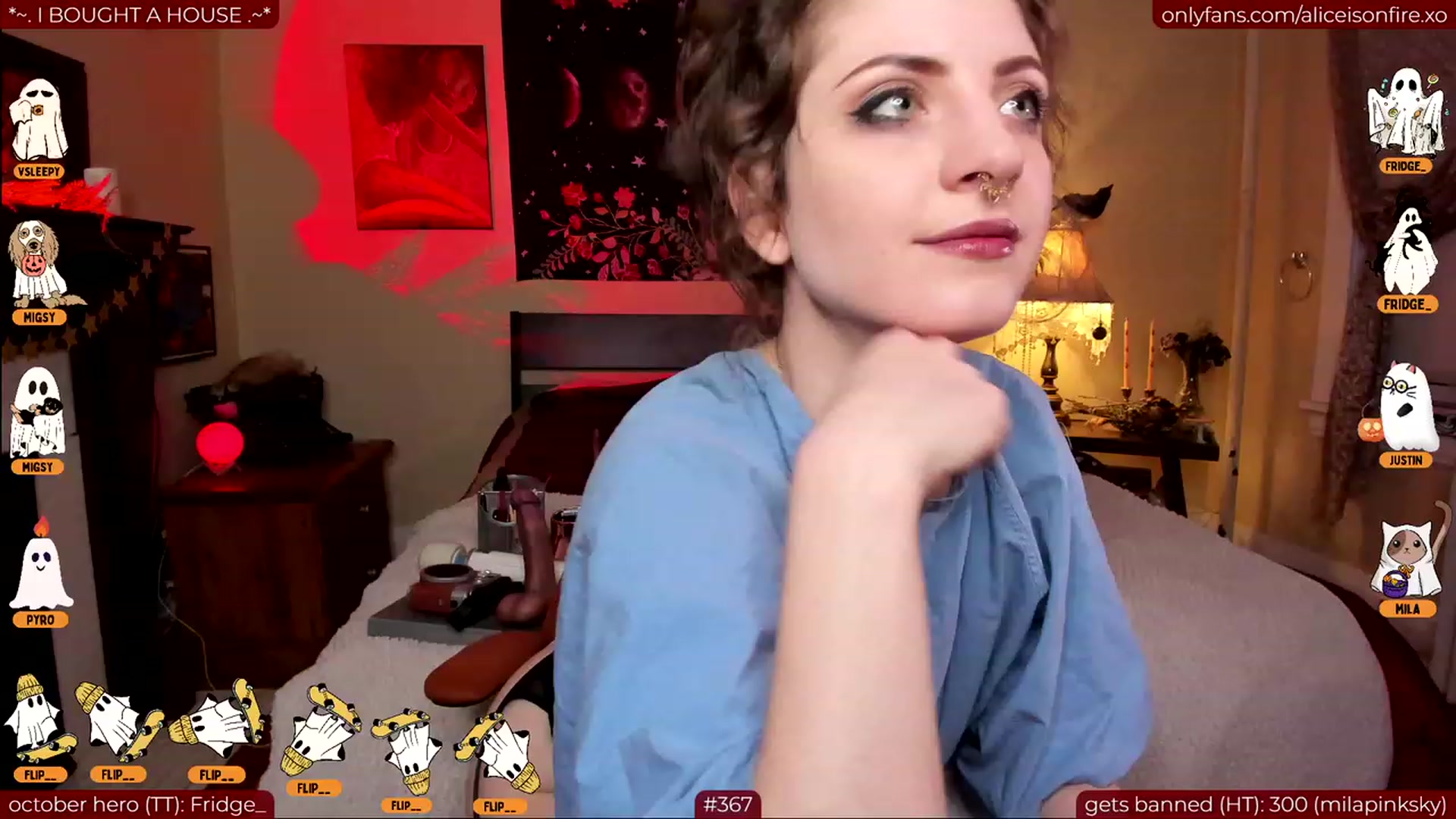 Gallery image thumbnail from aliceisonfire's myfreecams stream on, 10/17/2023, 04:51 image 4 of 20