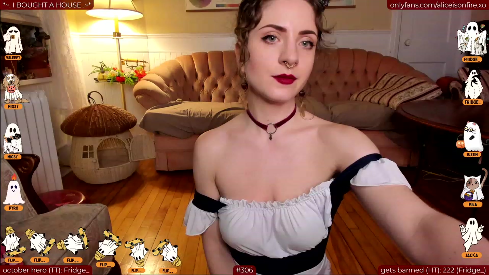 Gallery image thumbnail from aliceisonfire's myfreecams stream on, 10/18/2023, 07:28 image 11 of 20