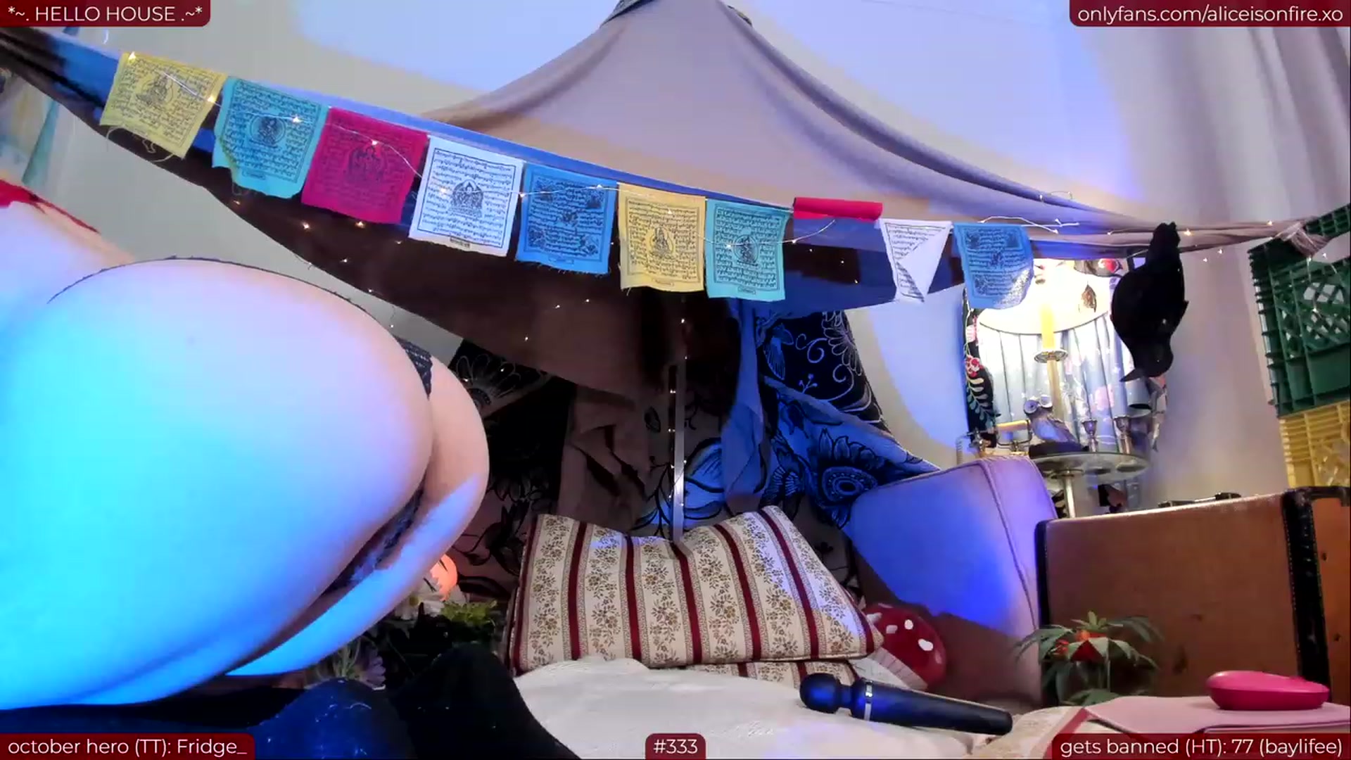 Gallery image thumbnail from aliceisonfire's myfreecams stream on, 10/26/2023, 07:13 image 18 of 20