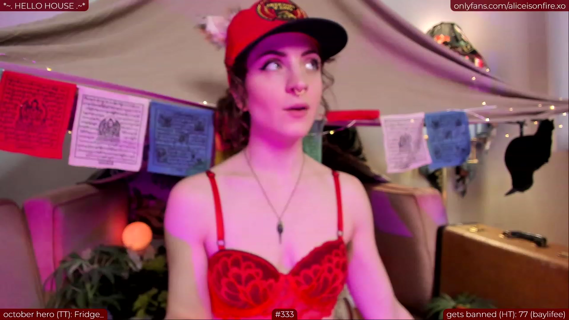 Gallery image thumbnail from aliceisonfire's myfreecams stream on, 10/26/2023, 07:13 image 9 of 20