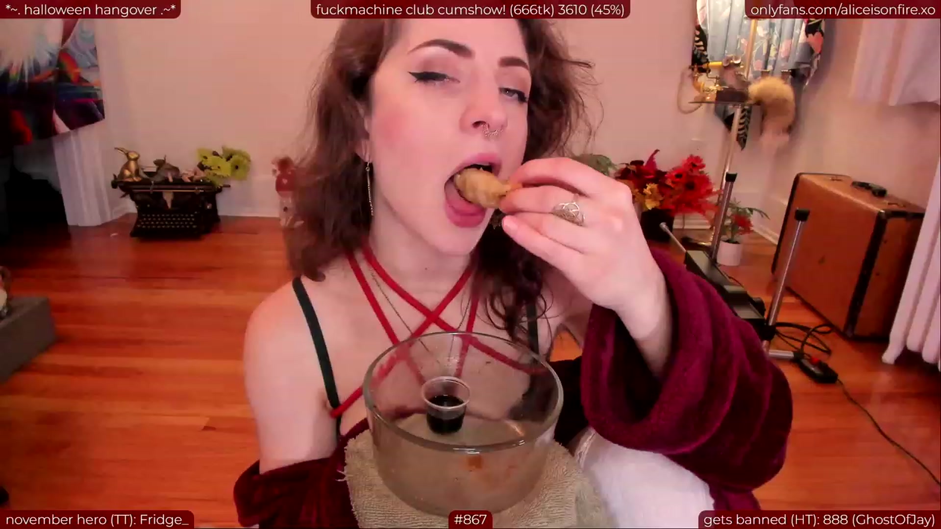 Gallery image thumbnail from aliceisonfire's myfreecams stream on, 11/03/2023, 08:33 image 15 of 20