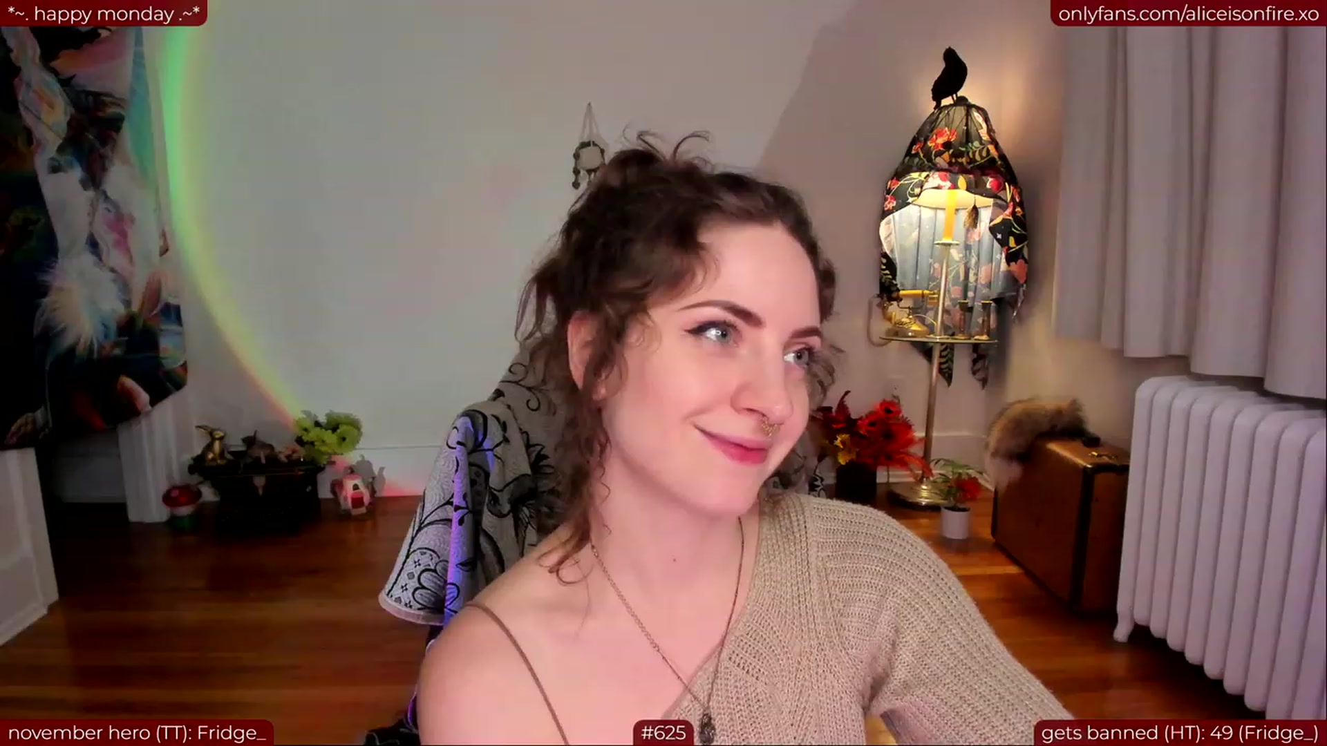 Gallery image thumbnail from aliceisonfire's myfreecams stream on, 11/07/2023, 05:08 image 12 of 20