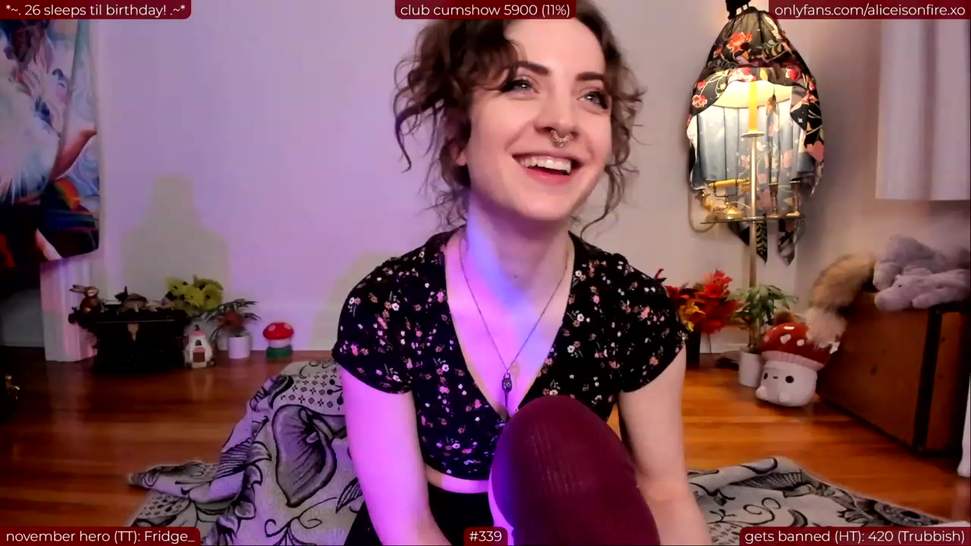 Gallery image thumbnail from aliceisonfire's myfreecams stream on, 11/11/2023, 09:16 image 6 of 20