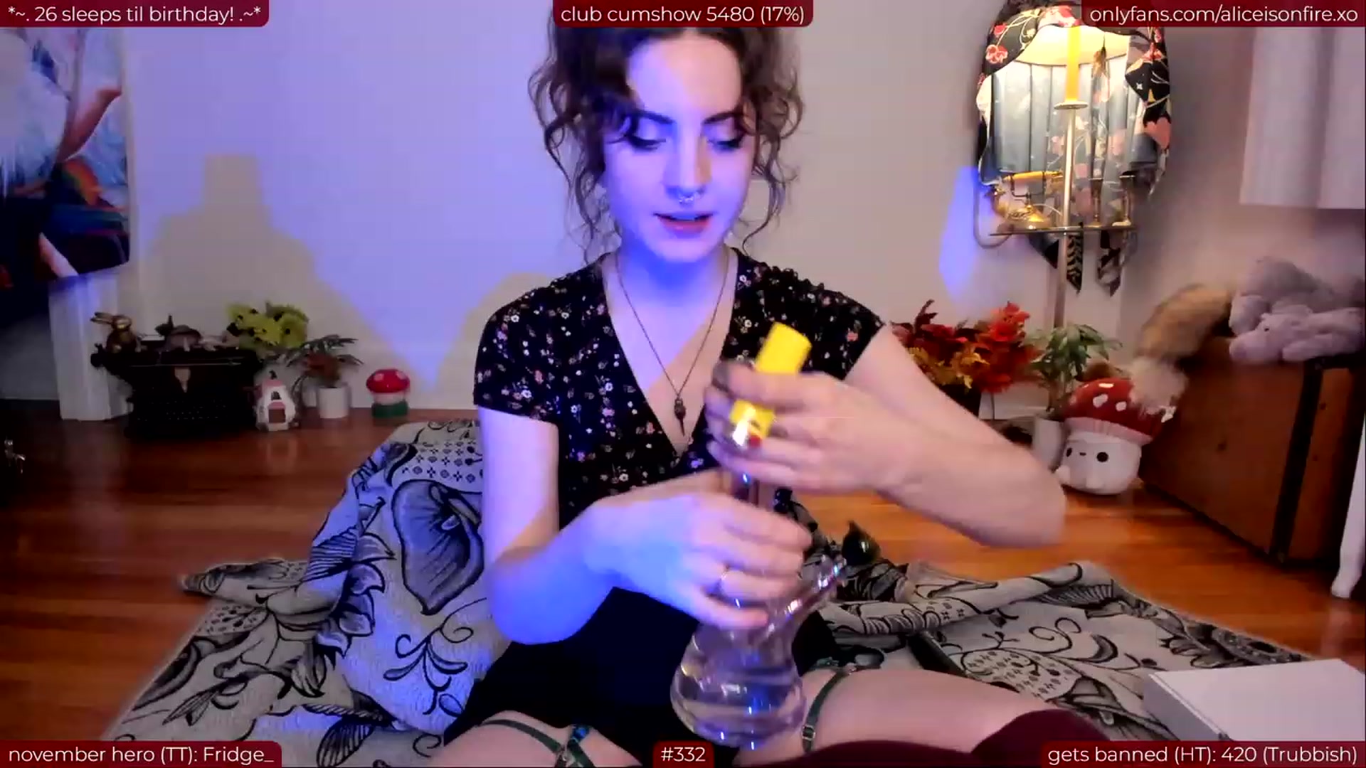Gallery image thumbnail from aliceisonfire's myfreecams stream on, 11/11/2023, 09:16 image 10 of 20