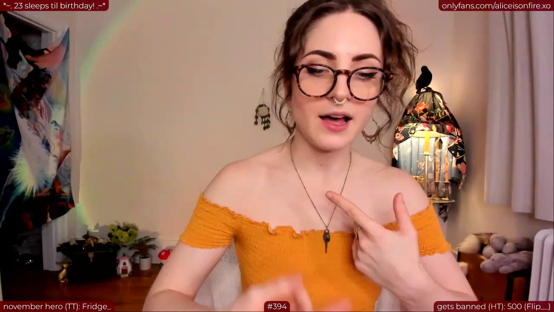 Gallery image thumbnail from aliceisonfire's myfreecams stream on, 11/14/2023, 09:03 image 13 of 20