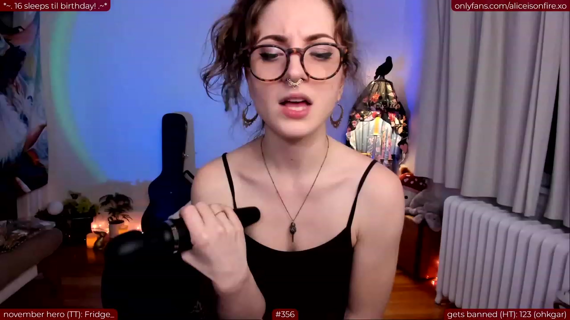 Gallery image thumbnail from aliceisonfire's myfreecams stream on, 11/22/2023, 09:30 image 14 of 20