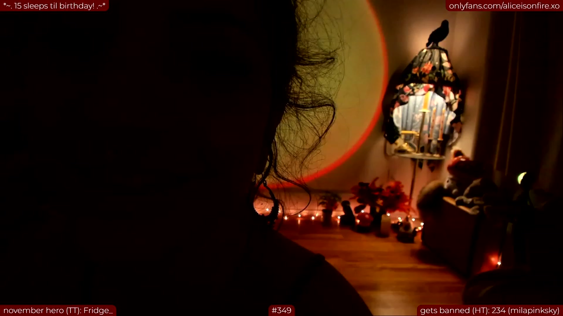 Gallery image thumbnail from aliceisonfire's myfreecams stream on, 11/23/2023, 07:07 image 19 of 20