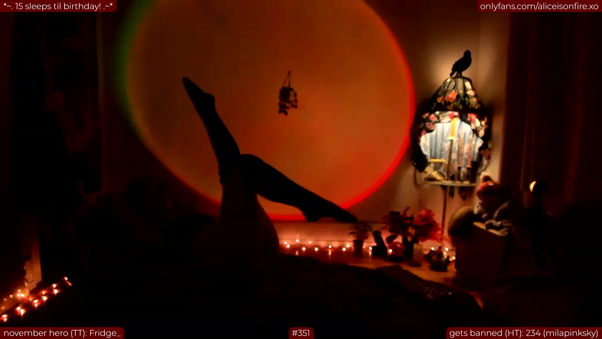 Gallery image thumbnail from aliceisonfire's myfreecams stream on, 11/23/2023, 07:07 image 14 of 20
