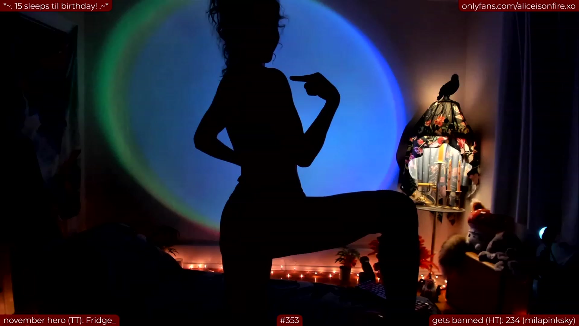 Gallery image thumbnail from aliceisonfire's myfreecams stream on, 11/23/2023, 07:07 image 11 of 20