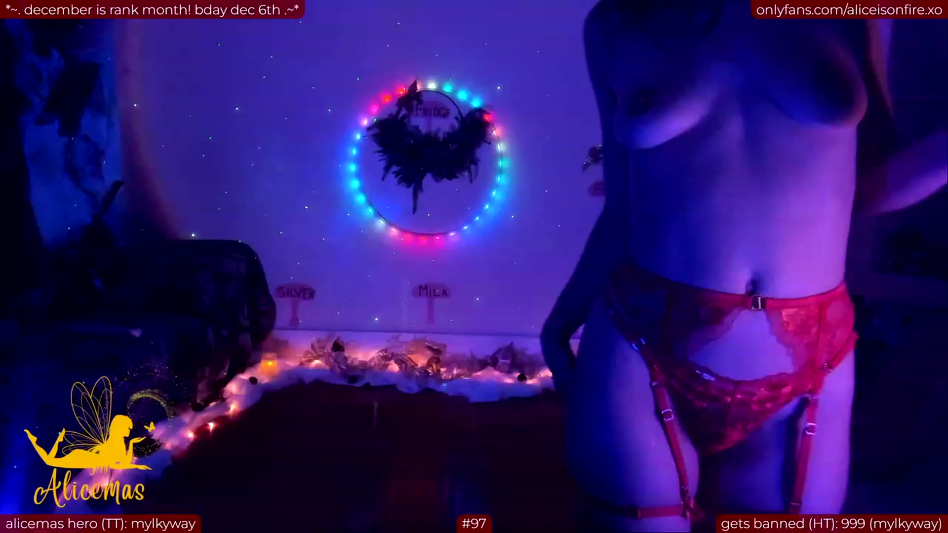 Gallery image thumbnail from aliceisonfire's myfreecams stream on, 12/03/2023, 07:22 image 3 of 20