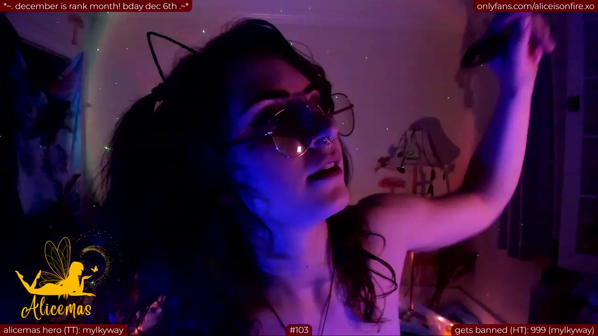 Gallery image thumbnail from aliceisonfire's myfreecams stream on, 12/03/2023, 10:31 image 2 of 20