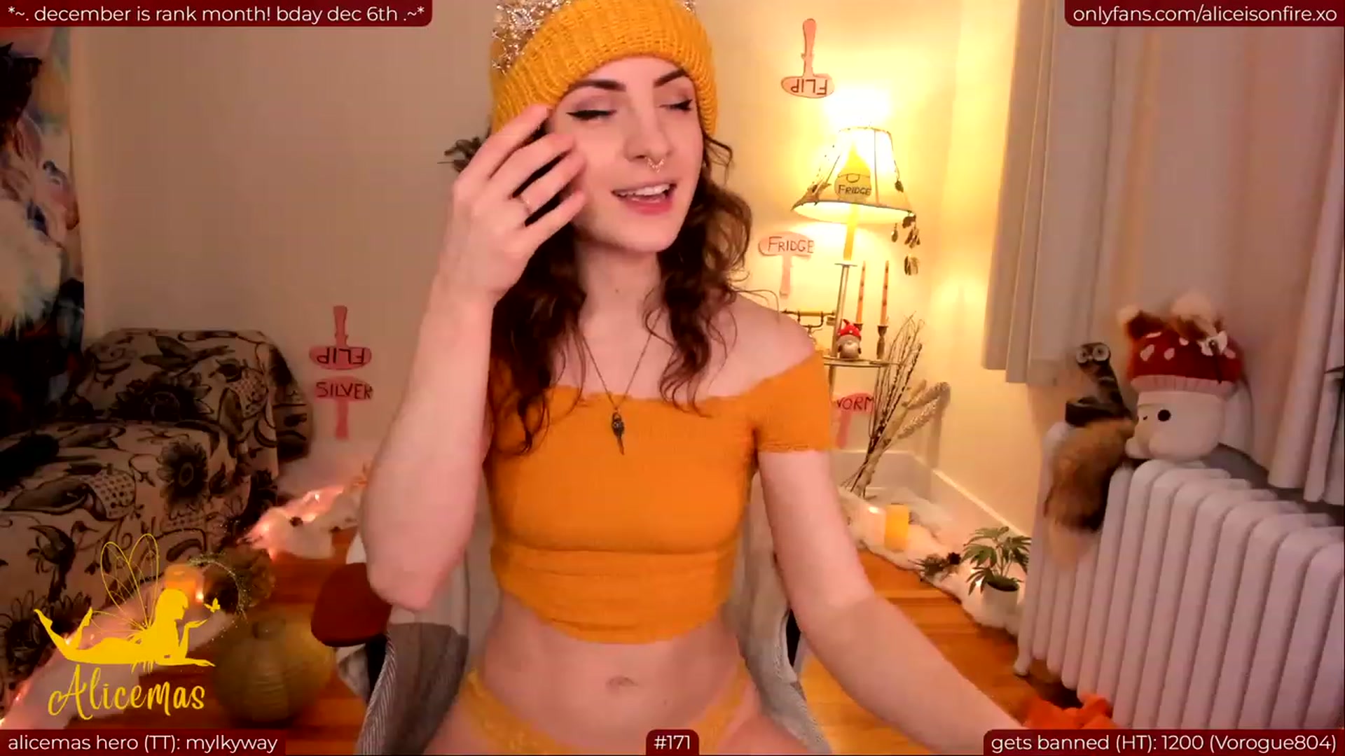 Gallery image thumbnail from aliceisonfire's myfreecams stream on, 12/06/2023, 07:22 image 9 of 20