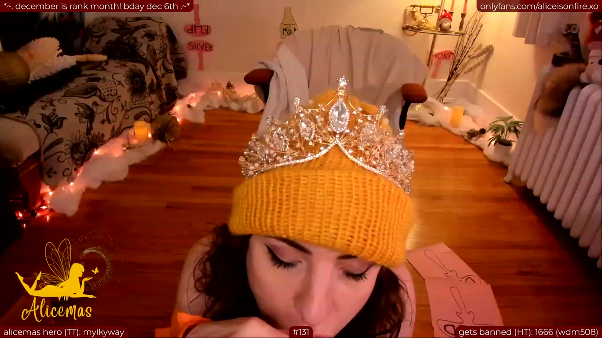 Gallery image thumbnail from aliceisonfire's myfreecams stream on, 12/06/2023, 07:40 image 15 of 20