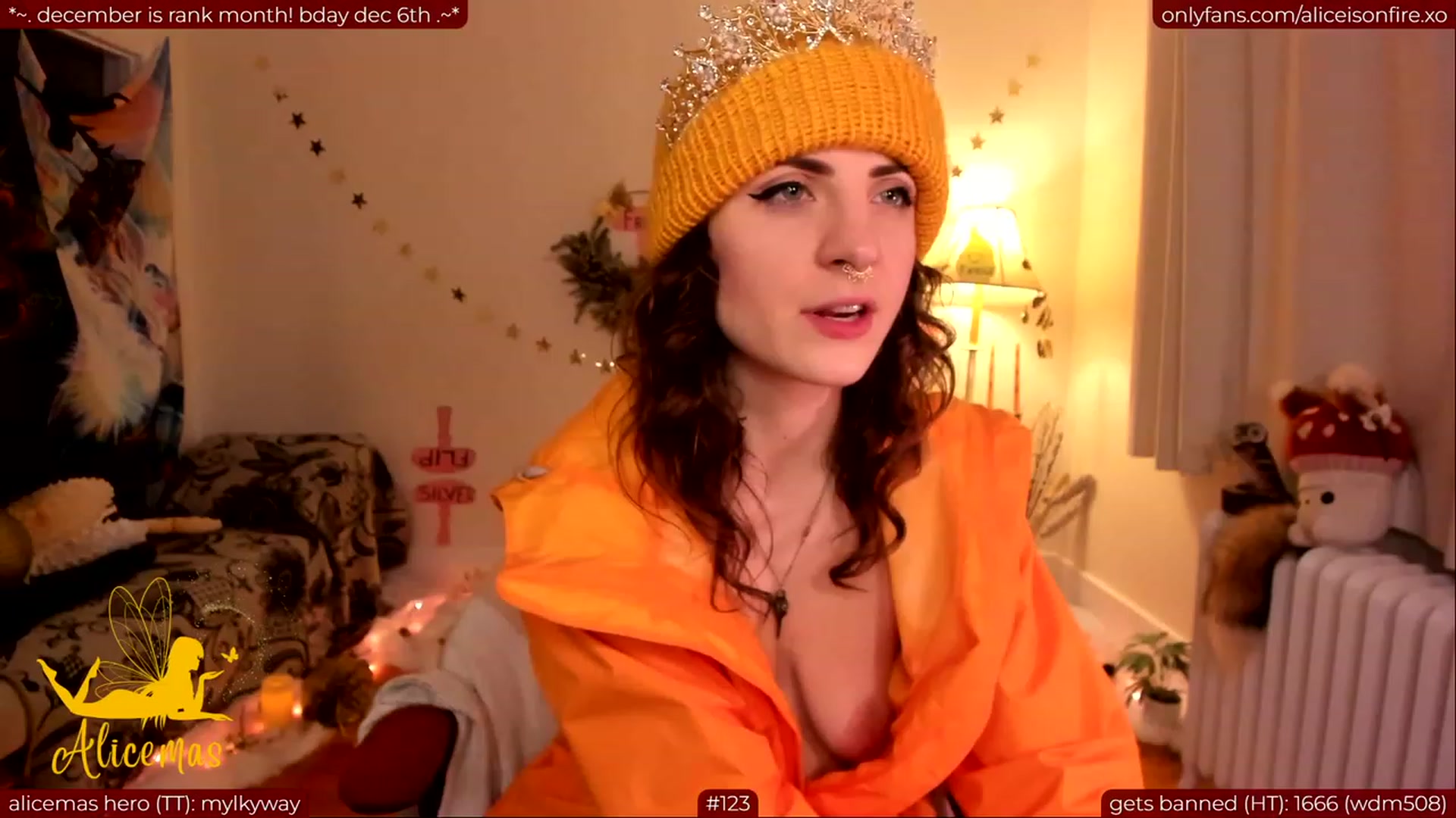 Gallery image thumbnail from aliceisonfire's myfreecams stream on, 12/06/2023, 08:29 image 12 of 20