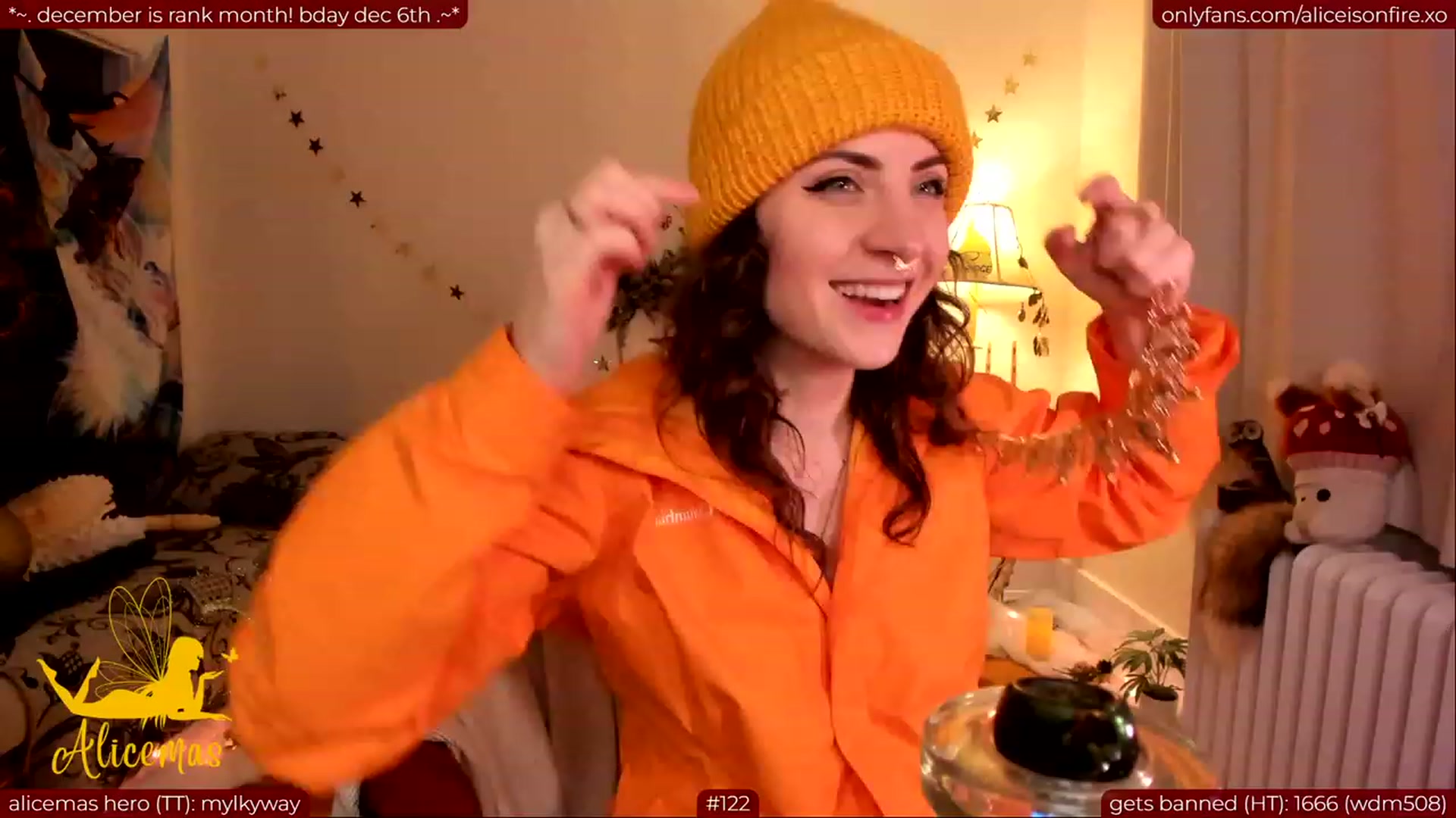 Gallery image thumbnail from aliceisonfire's myfreecams stream on, 12/06/2023, 08:29 image 7 of 20