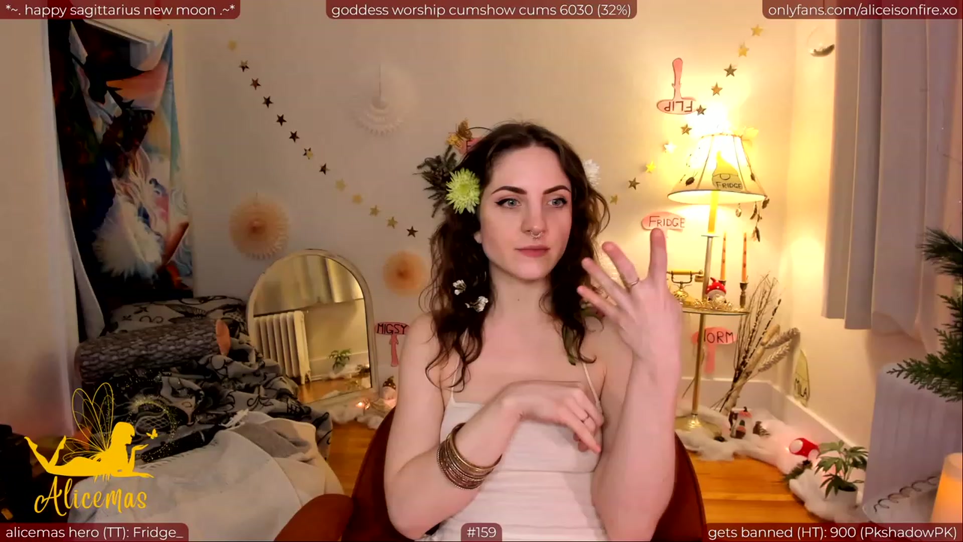 Gallery image thumbnail from aliceisonfire's myfreecams stream on, 12/13/2023, 07:18 image 16 of 20