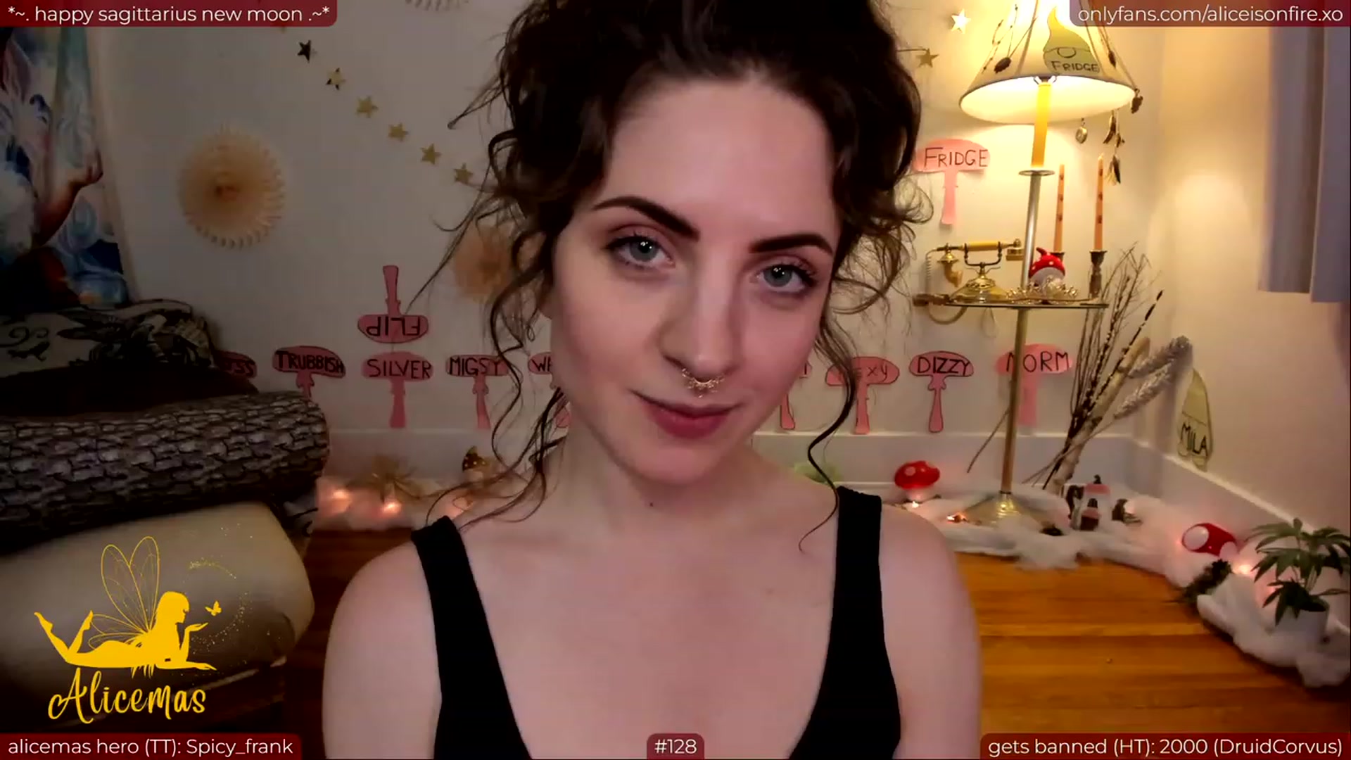 Gallery image thumbnail from aliceisonfire's myfreecams stream on, 12/14/2023, 08:24 image 11 of 20
