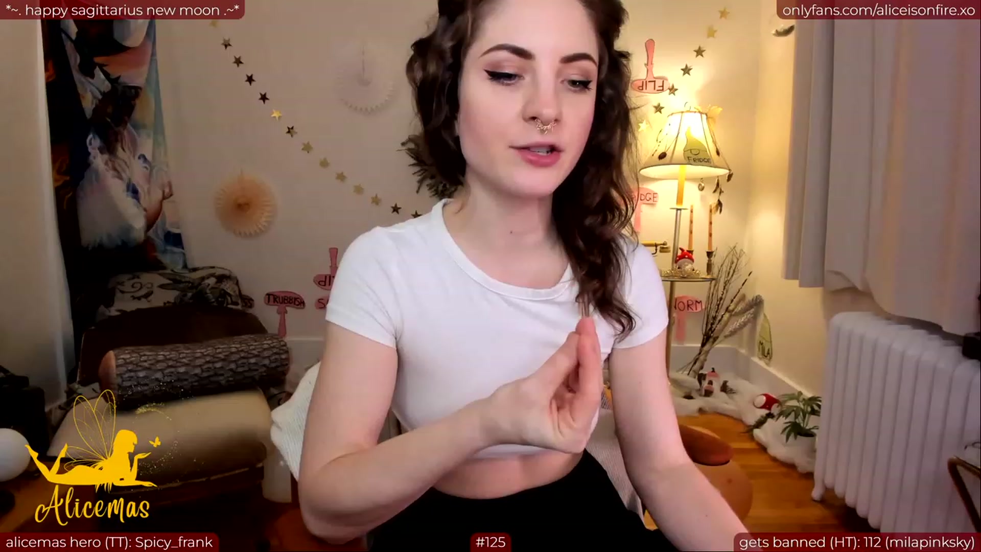 Gallery image thumbnail from aliceisonfire's myfreecams stream on, 12/15/2023, 24:28 image 18 of 20