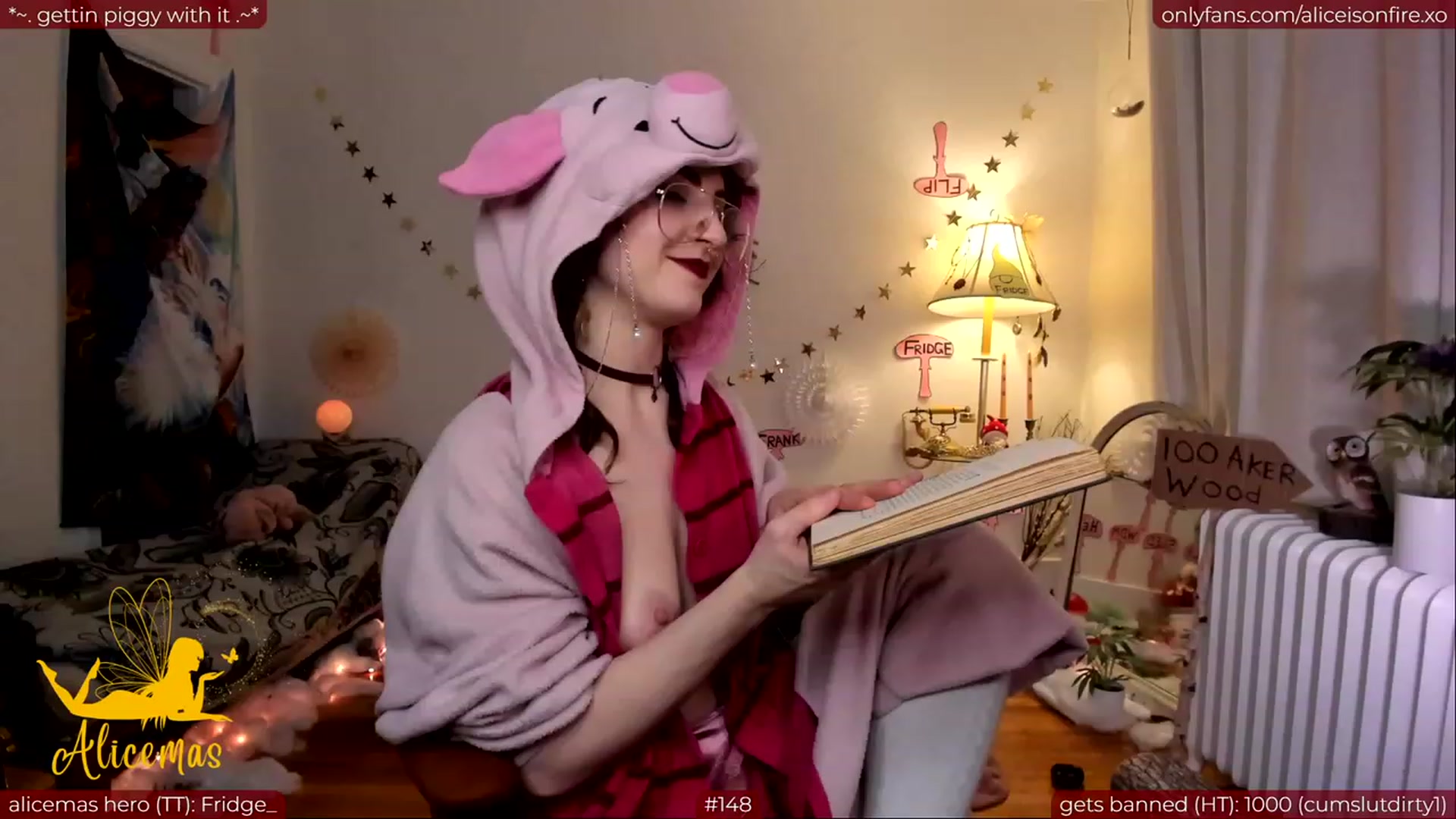 Gallery image thumbnail from aliceisonfire's myfreecams stream on, 12/16/2023, 11:00 image 19 of 20