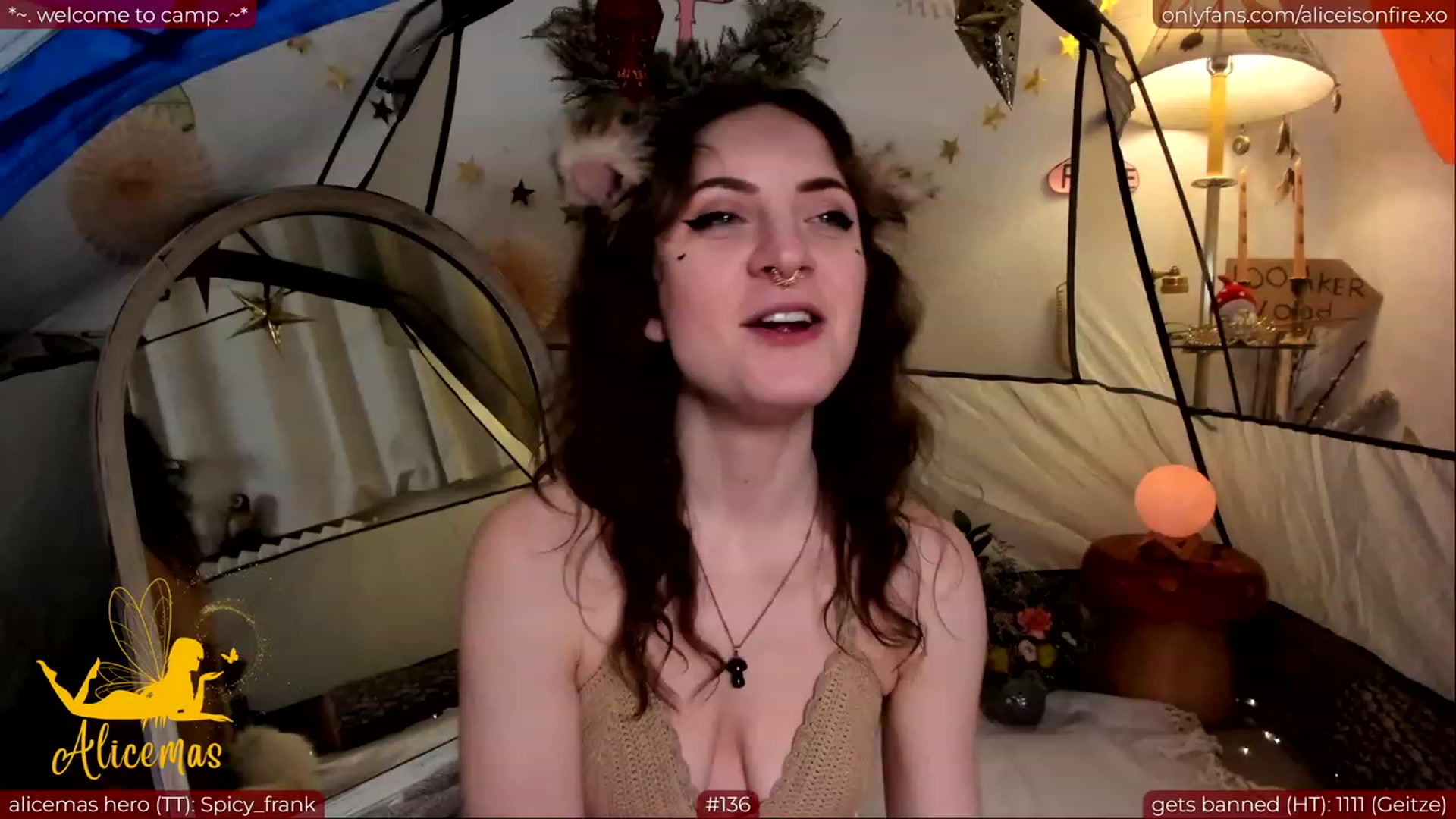 Gallery image thumbnail from aliceisonfire's myfreecams stream on, 12/18/2023, 06:44 image 16 of 20