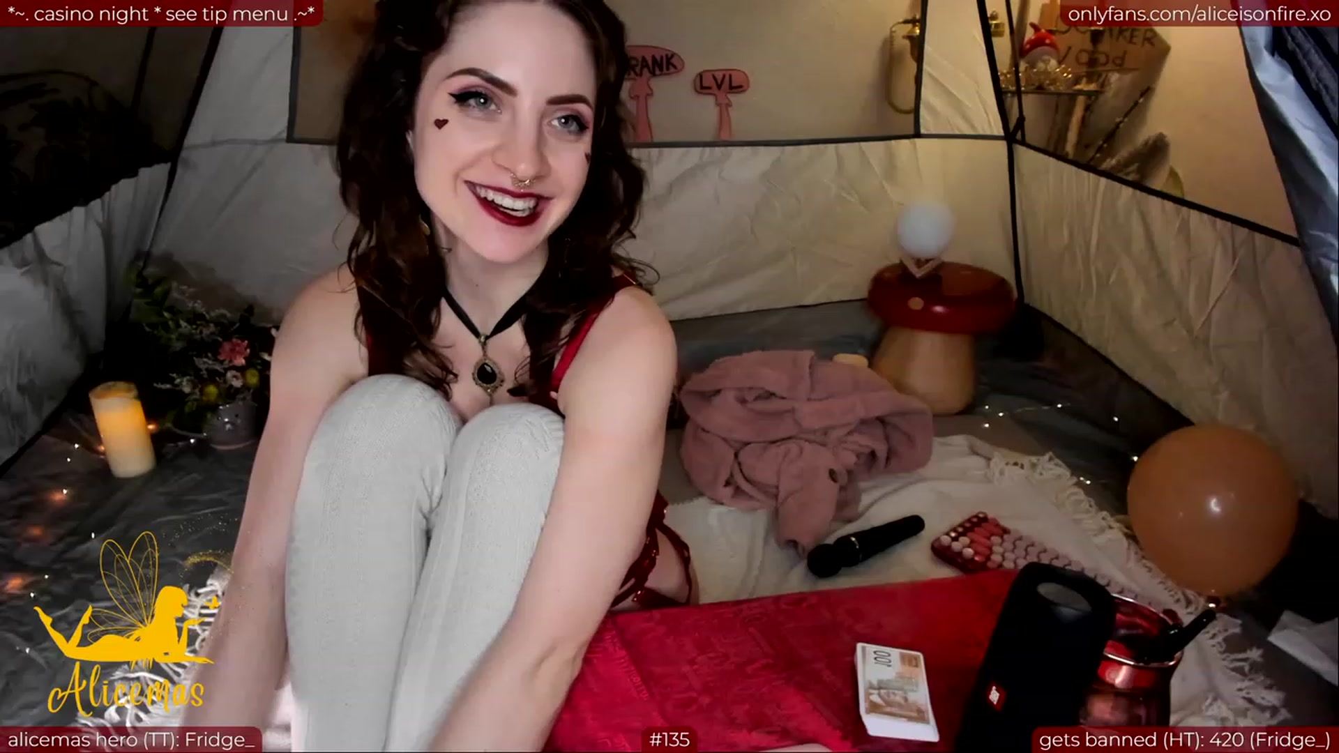 Gallery image thumbnail from aliceisonfire's myfreecams stream on, 12/20/2023, 13:21 image 18 of 20