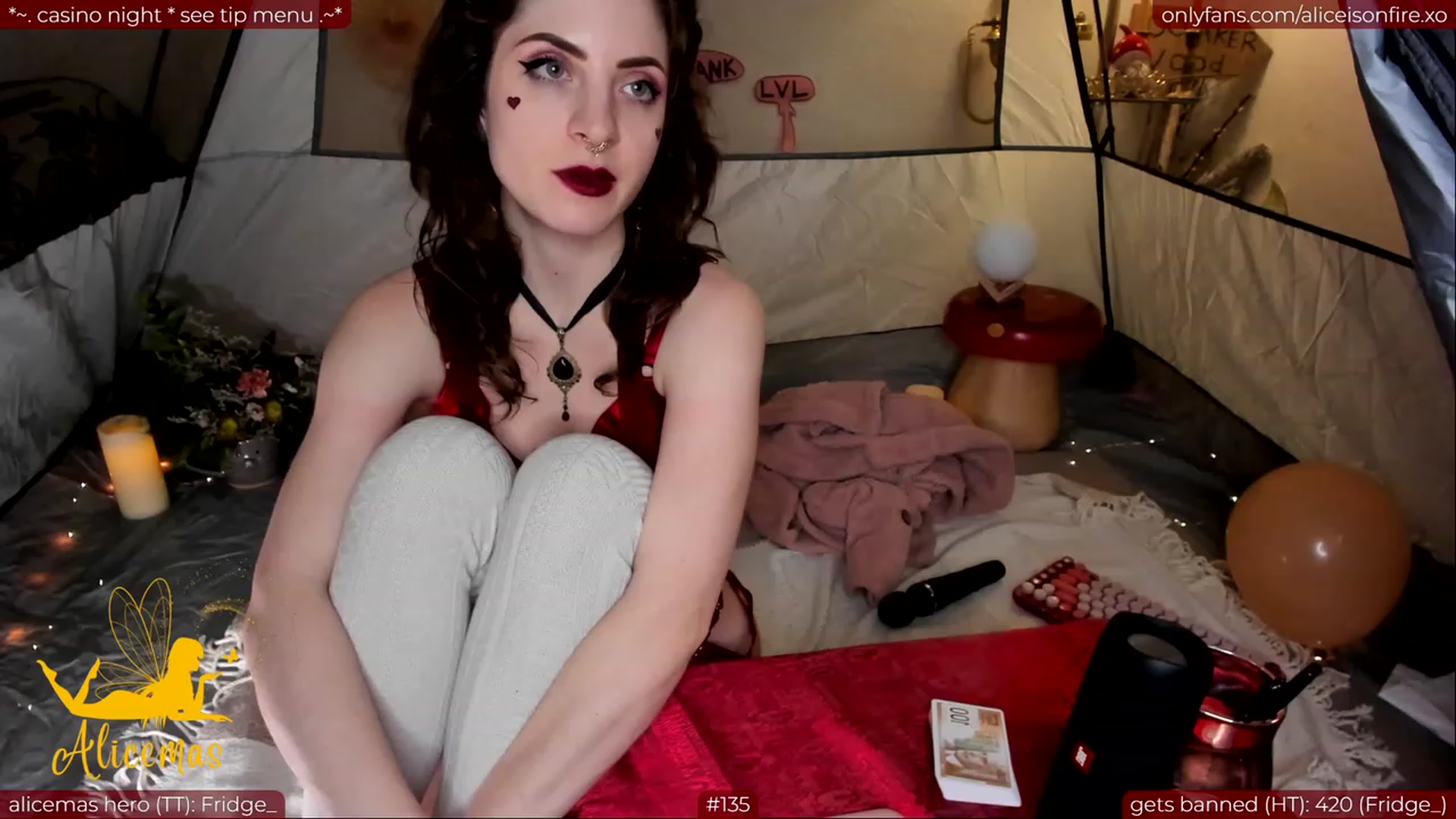 Gallery image thumbnail from aliceisonfire's myfreecams stream on, 12/20/2023, 13:21 image 17 of 20
