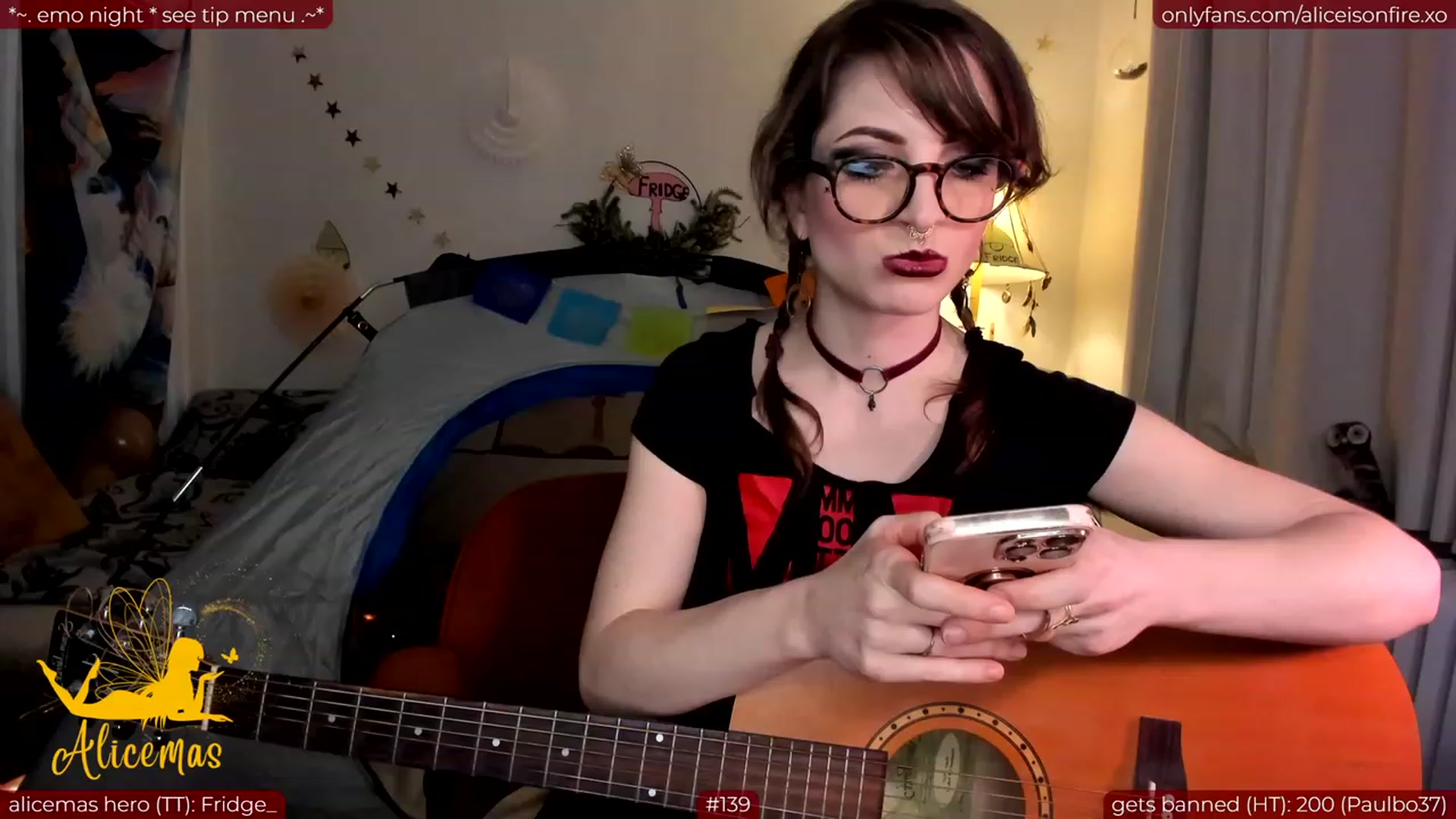 Gallery image thumbnail from aliceisonfire's myfreecams stream on, 12/21/2023, 05:16 image 12 of 20