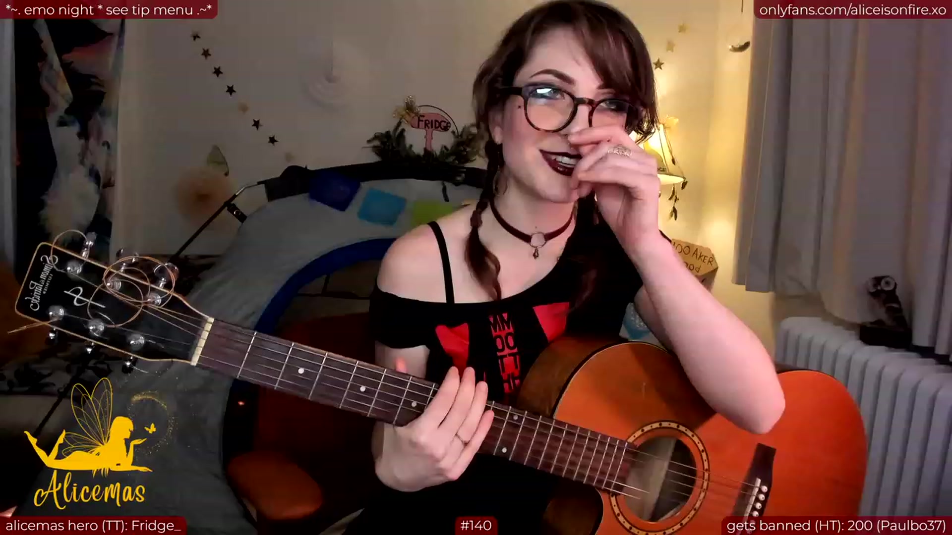 Gallery image thumbnail from aliceisonfire's myfreecams stream on, 12/21/2023, 05:16 image 14 of 20