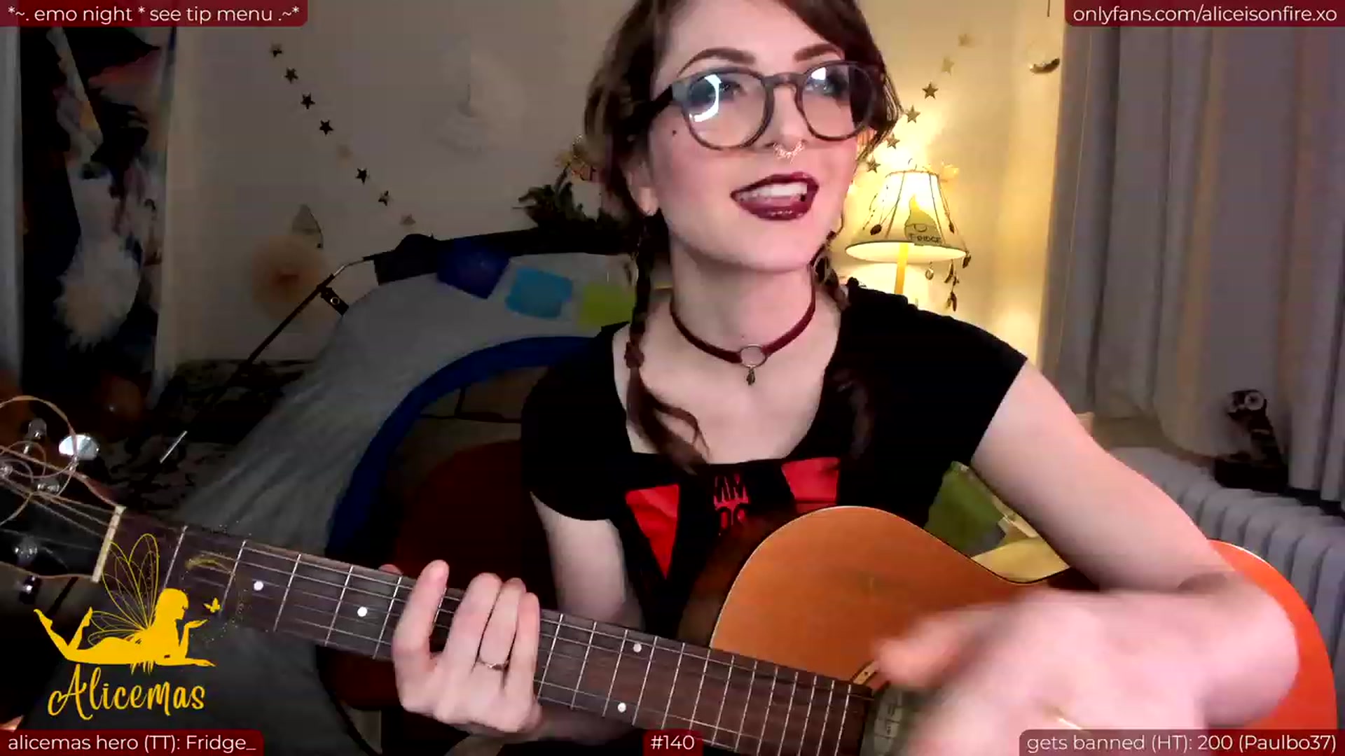 Gallery image thumbnail from aliceisonfire's myfreecams stream on, 12/21/2023, 05:16 image 13 of 20