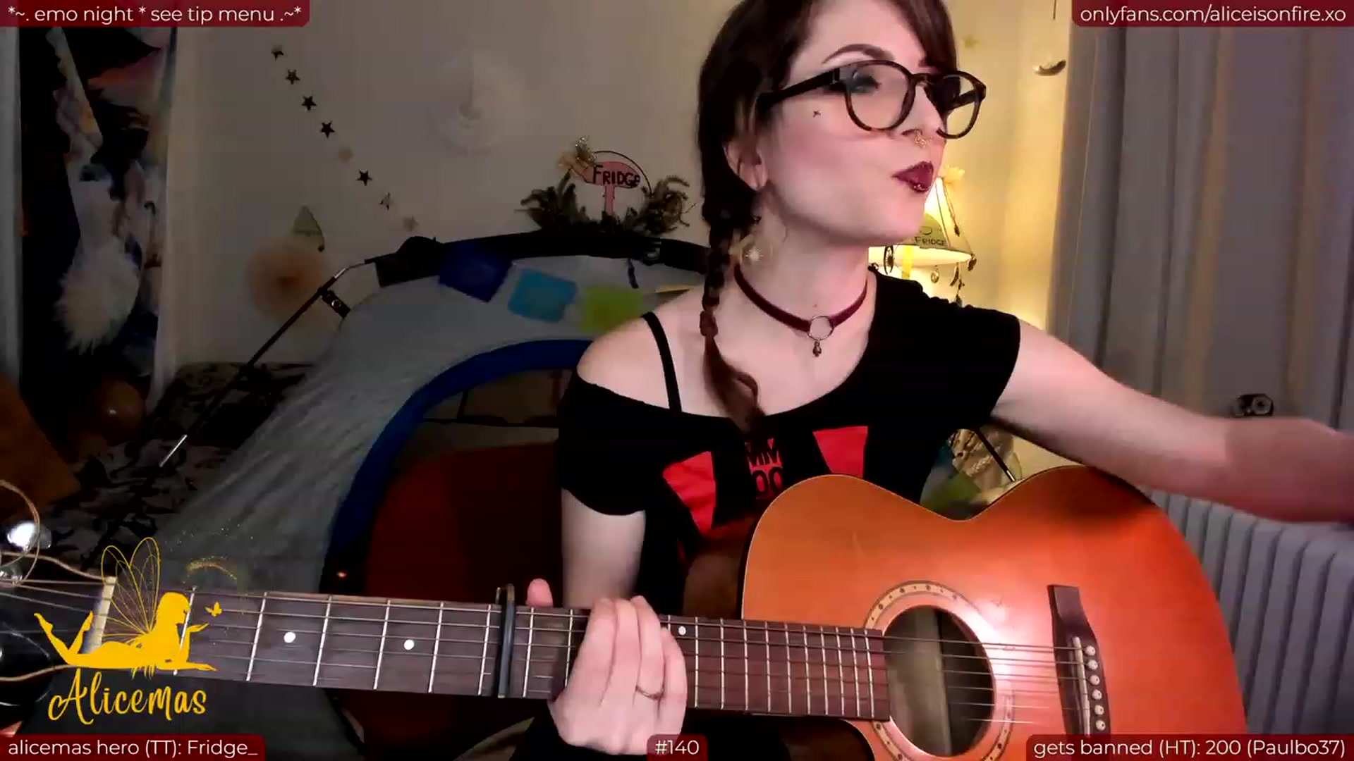 Gallery image thumbnail from aliceisonfire's myfreecams stream on, 12/21/2023, 05:16 image 20 of 20