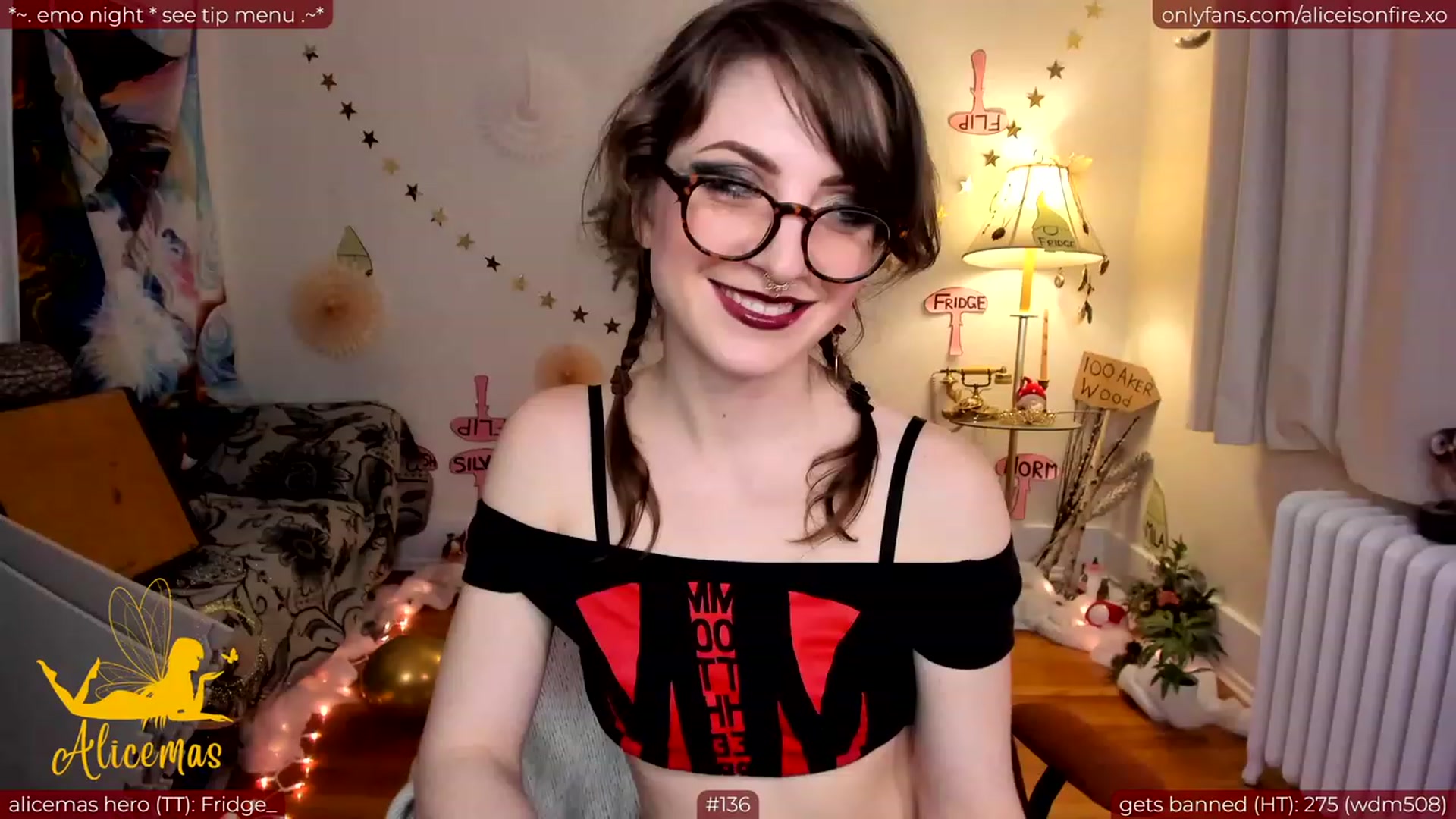 Gallery image thumbnail from aliceisonfire's myfreecams stream on, 12/21/2023, 09:07 image 2 of 20