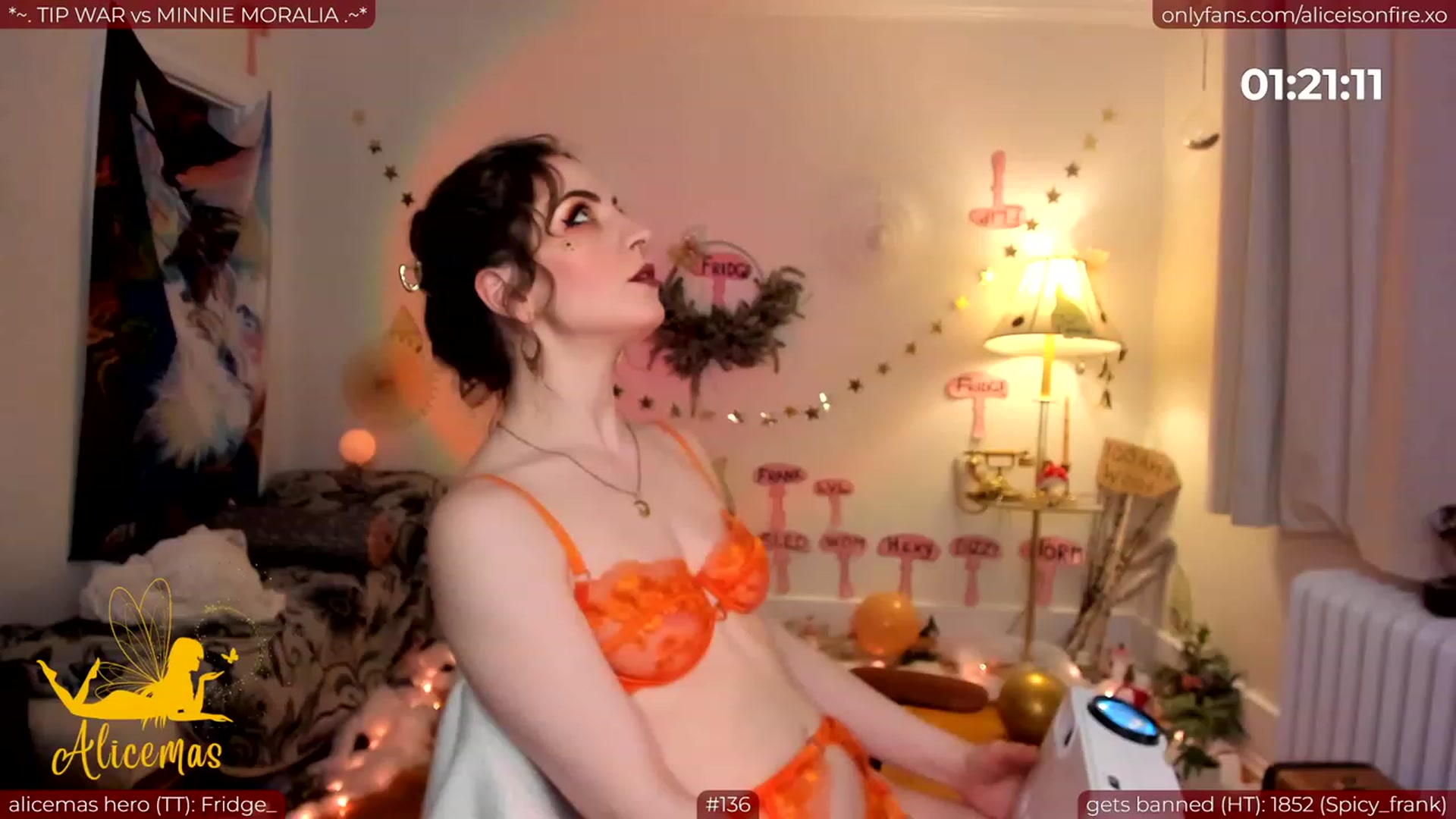 Gallery image thumbnail from aliceisonfire's myfreecams stream on, 12/22/2023, 05:58 image 13 of 20