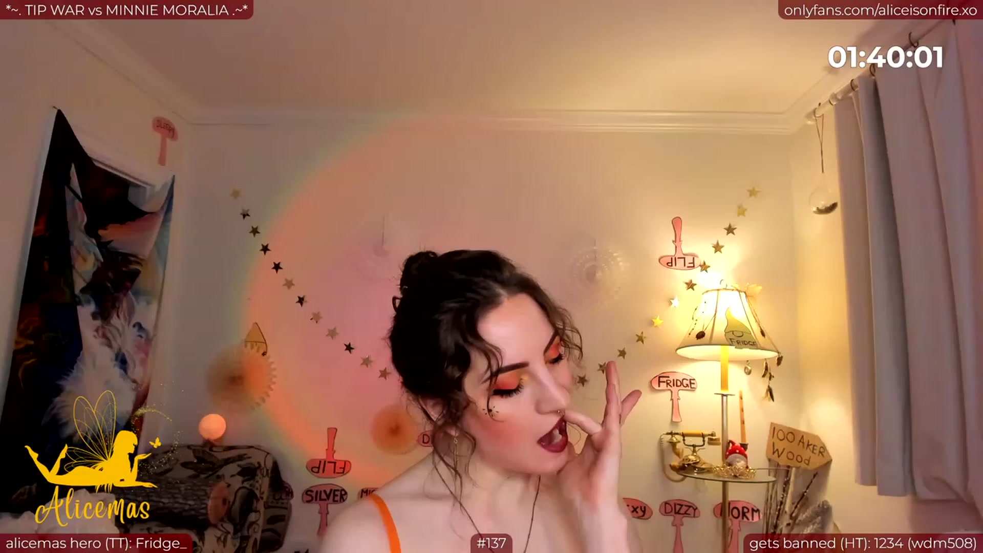 Gallery image thumbnail from aliceisonfire's myfreecams stream on, 12/22/2023, 05:58 image 3 of 20