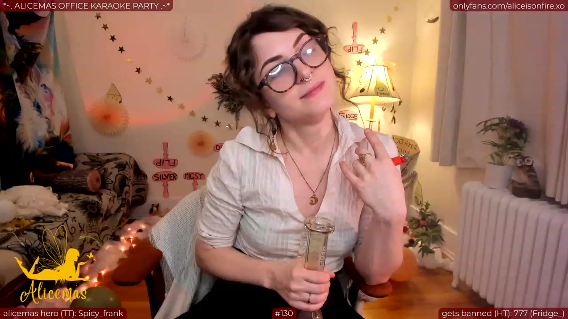 Gallery image thumbnail from aliceisonfire's myfreecams stream on, 12/23/2023, 06:48 image 9 of 20