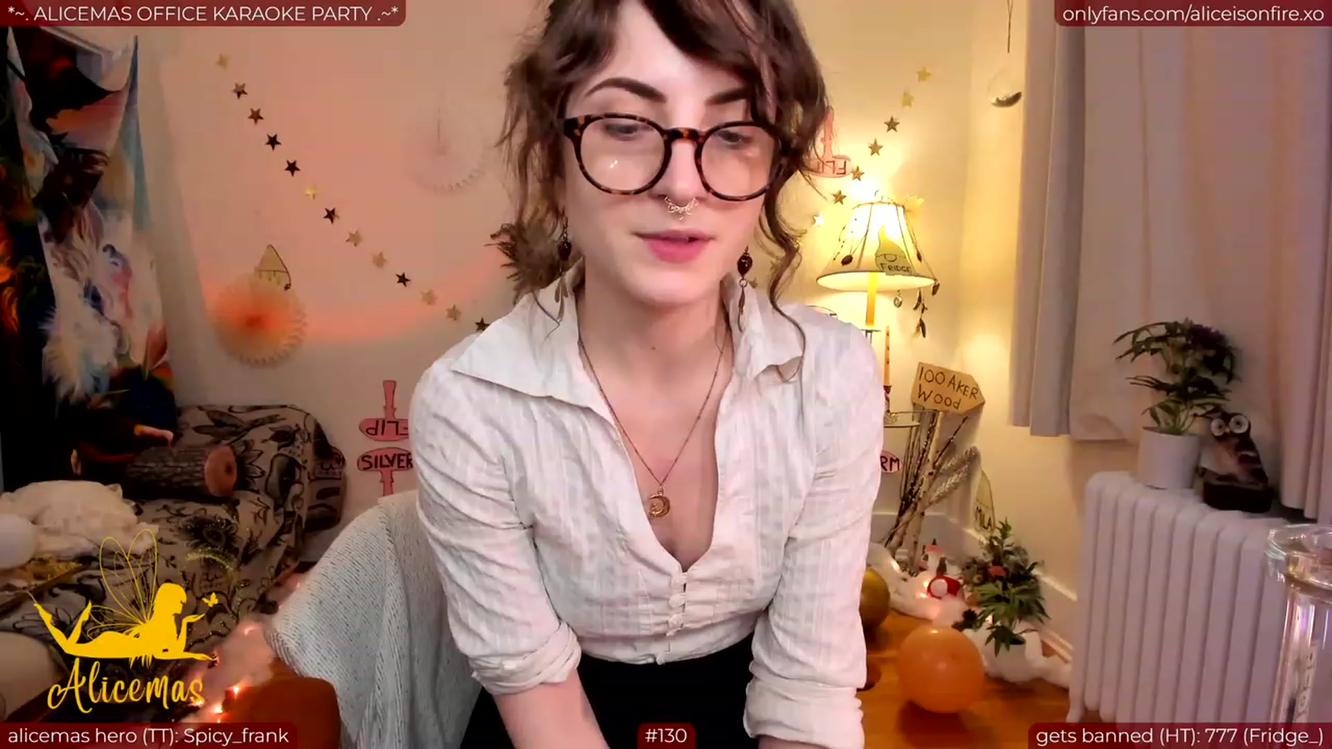 Gallery image thumbnail from aliceisonfire's myfreecams stream on, 12/23/2023, 06:48 image 7 of 20