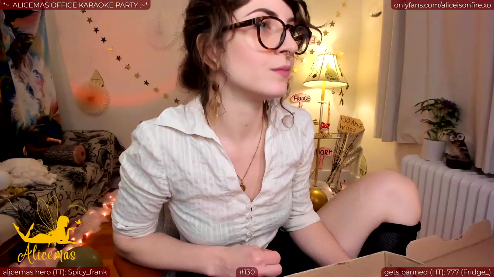 Gallery image thumbnail from aliceisonfire's myfreecams stream on, 12/23/2023, 06:48 image 19 of 20