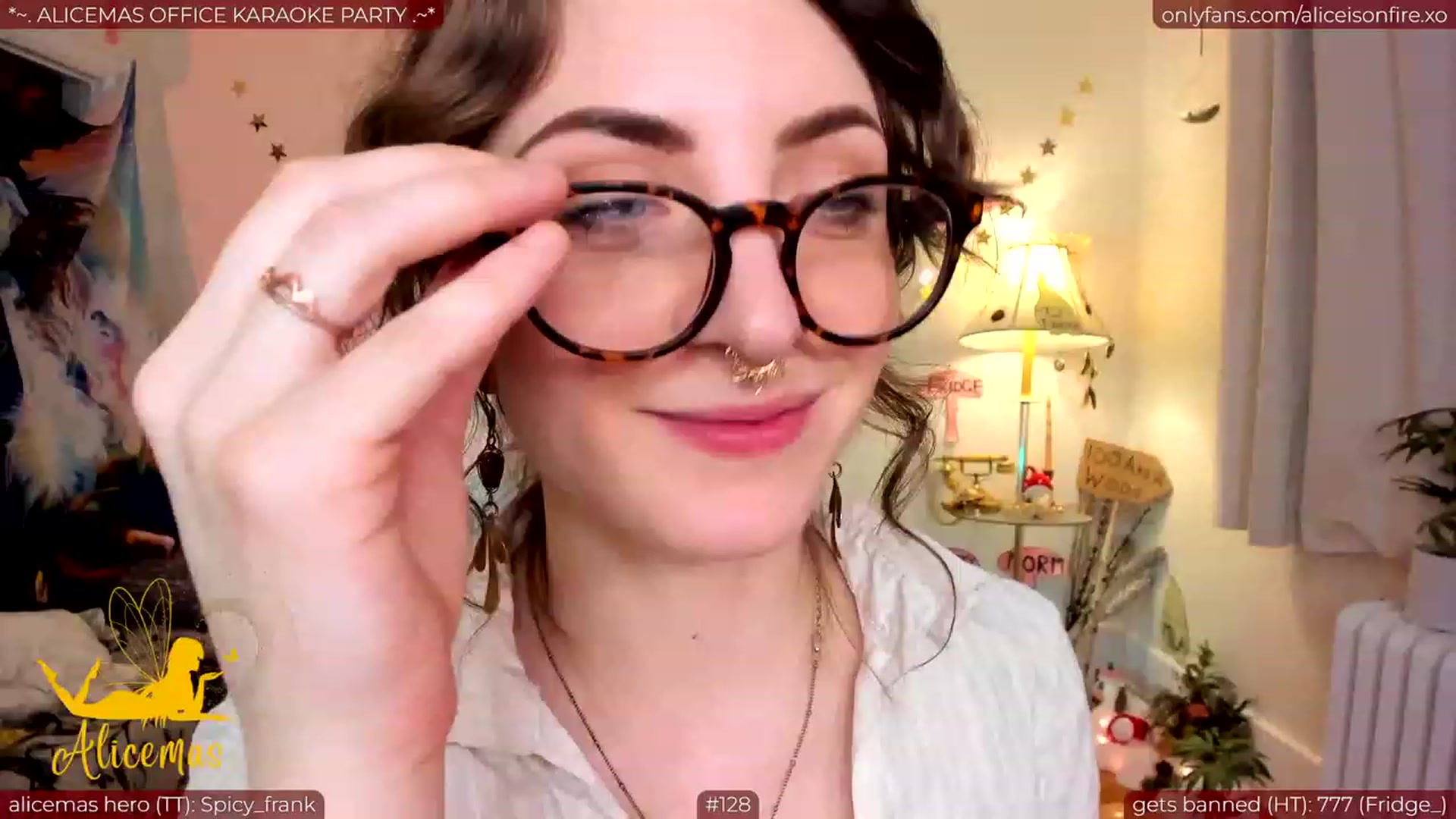 Gallery image thumbnail from aliceisonfire's myfreecams stream on, 12/23/2023, 07:27 image 19 of 20