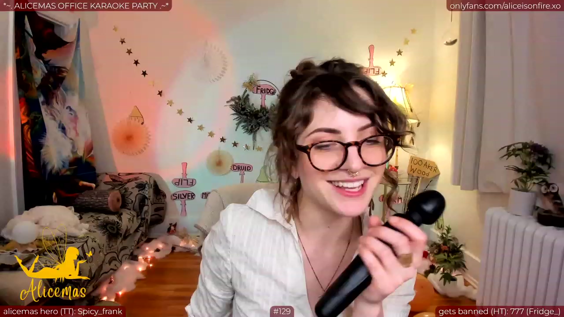 Gallery image thumbnail from aliceisonfire's myfreecams stream on, 12/23/2023, 07:27 image 5 of 20
