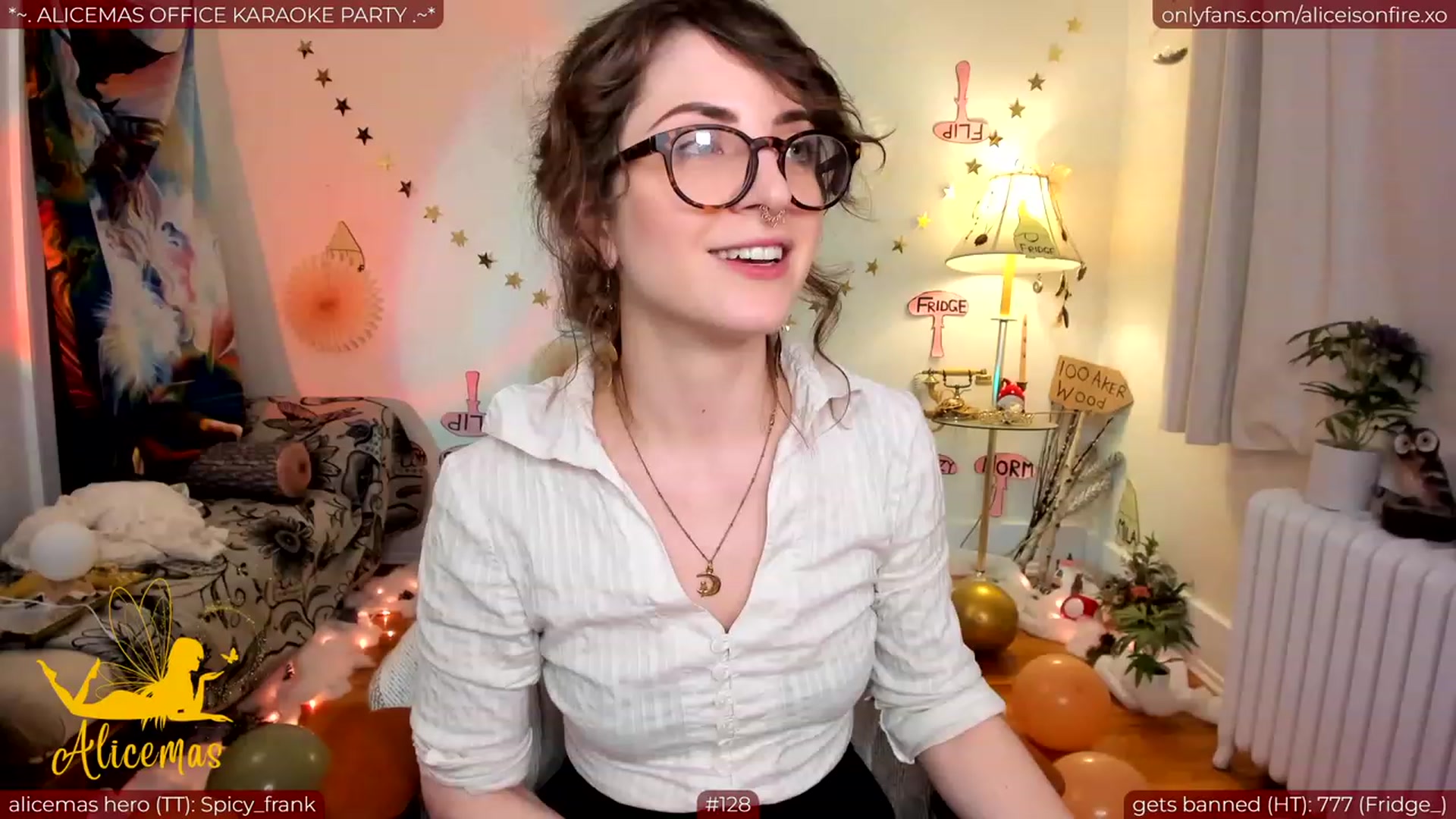Gallery image thumbnail from aliceisonfire's myfreecams stream on, 12/23/2023, 07:27 image 18 of 20