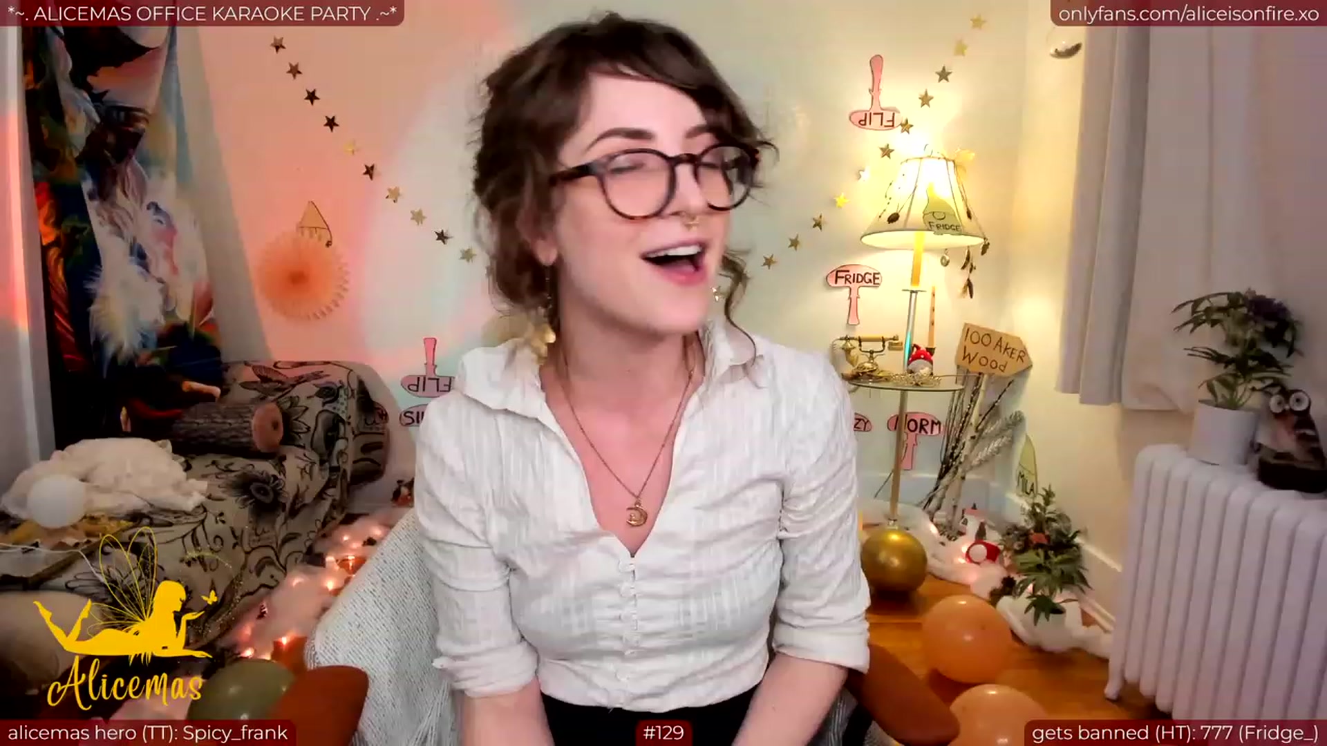Gallery image thumbnail from aliceisonfire's myfreecams stream on, 12/23/2023, 07:27 image 11 of 20