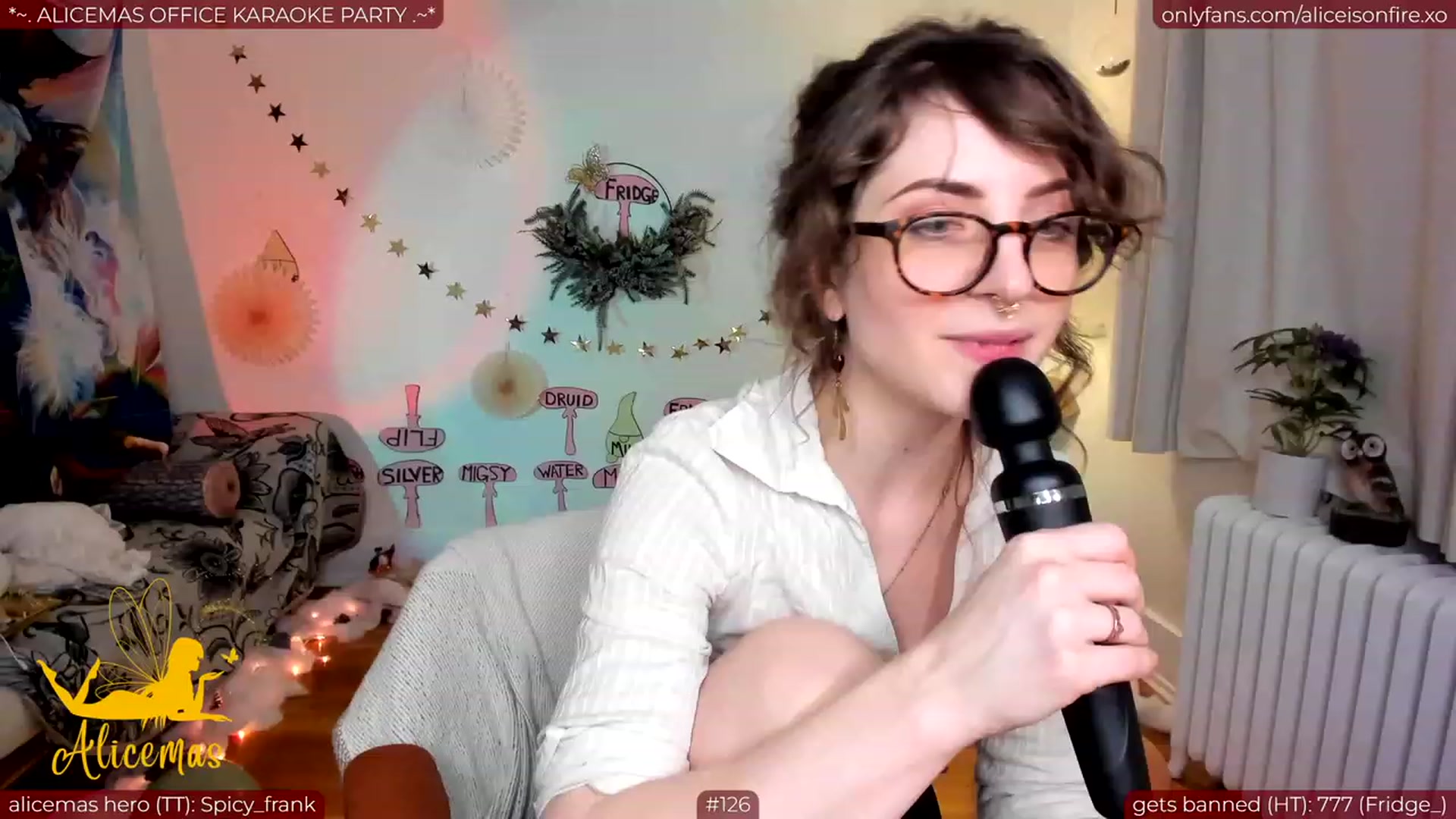 Gallery image thumbnail from aliceisonfire's myfreecams stream on, 12/23/2023, 10:48 image 5 of 20