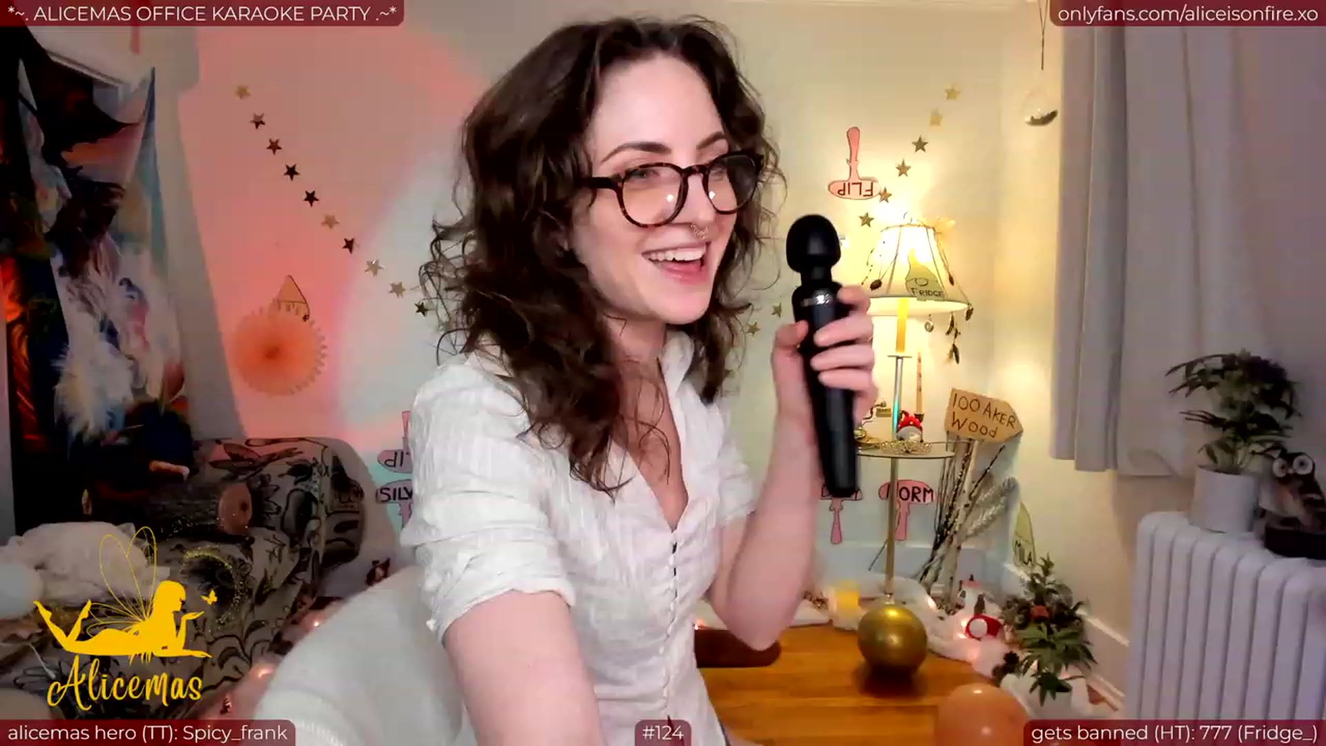 Gallery image thumbnail from aliceisonfire's myfreecams stream on, 12/23/2023, 10:48 image 10 of 20