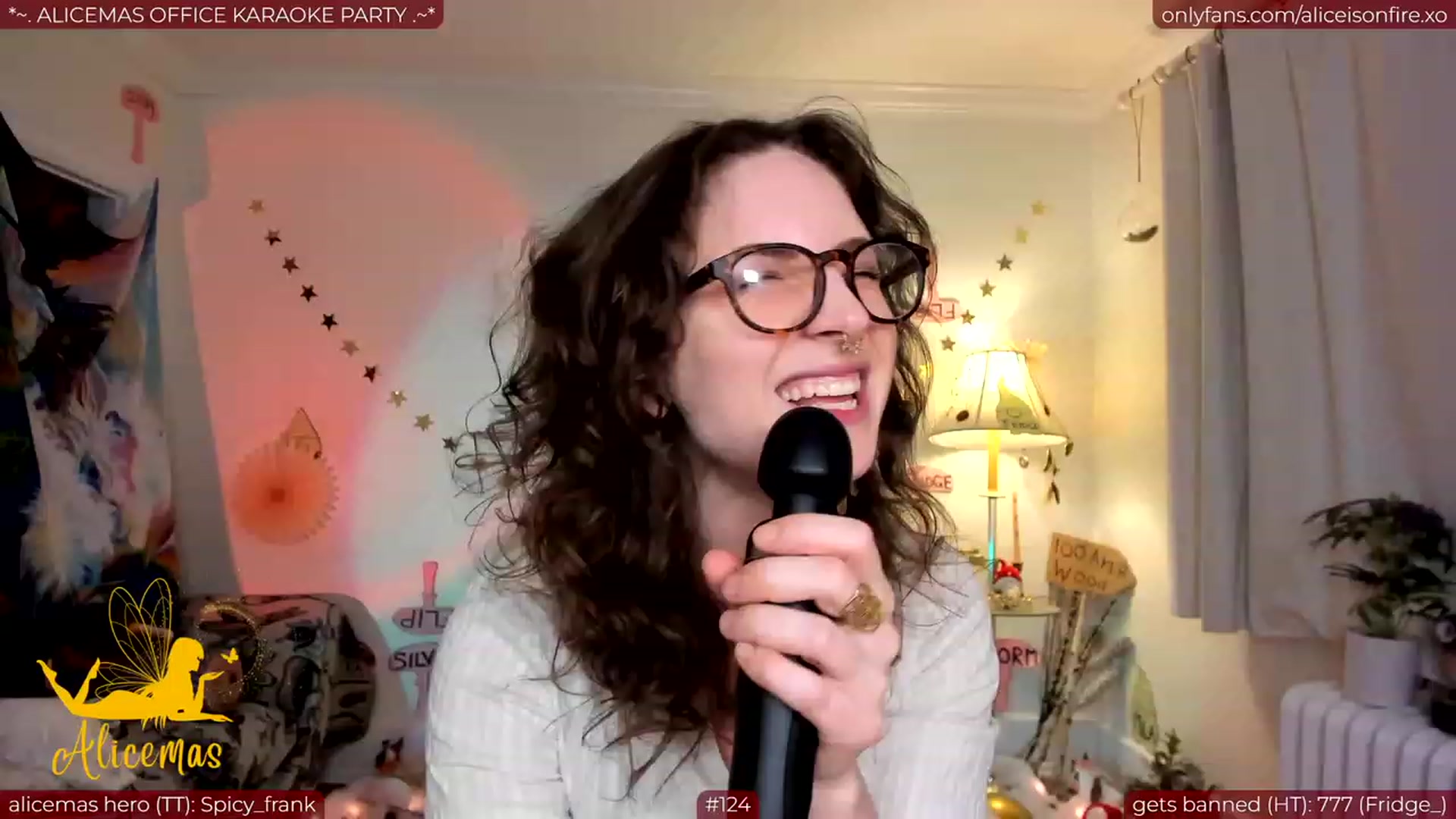 Gallery image thumbnail from aliceisonfire's myfreecams stream on, 12/23/2023, 10:48 image 9 of 20