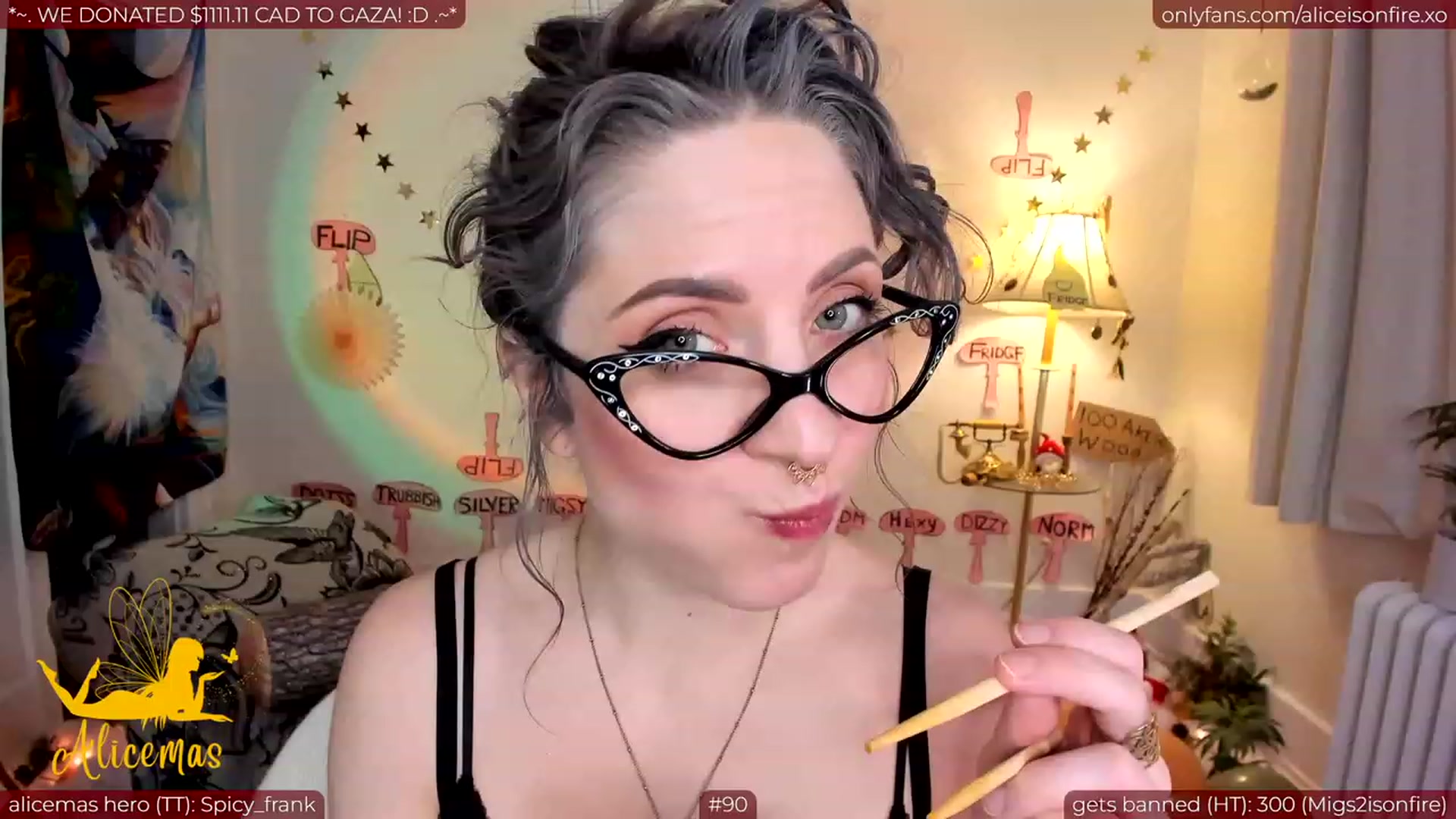 Gallery image thumbnail from aliceisonfire's myfreecams stream on, 12/28/2023, 07:55 image 3 of 20