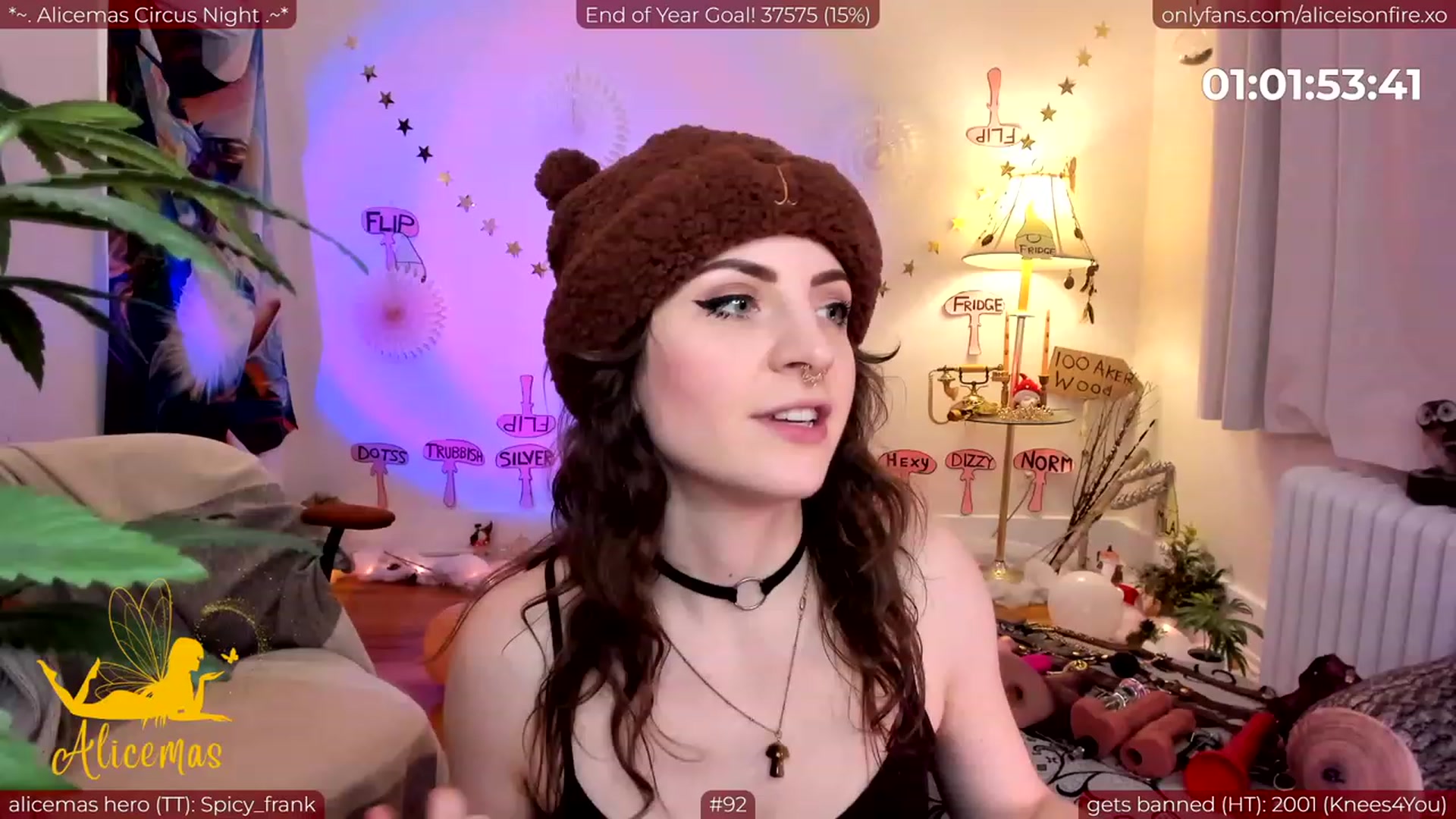 Gallery image thumbnail from aliceisonfire's myfreecams stream on, 12/31/2023, 06:28 image 14 of 20