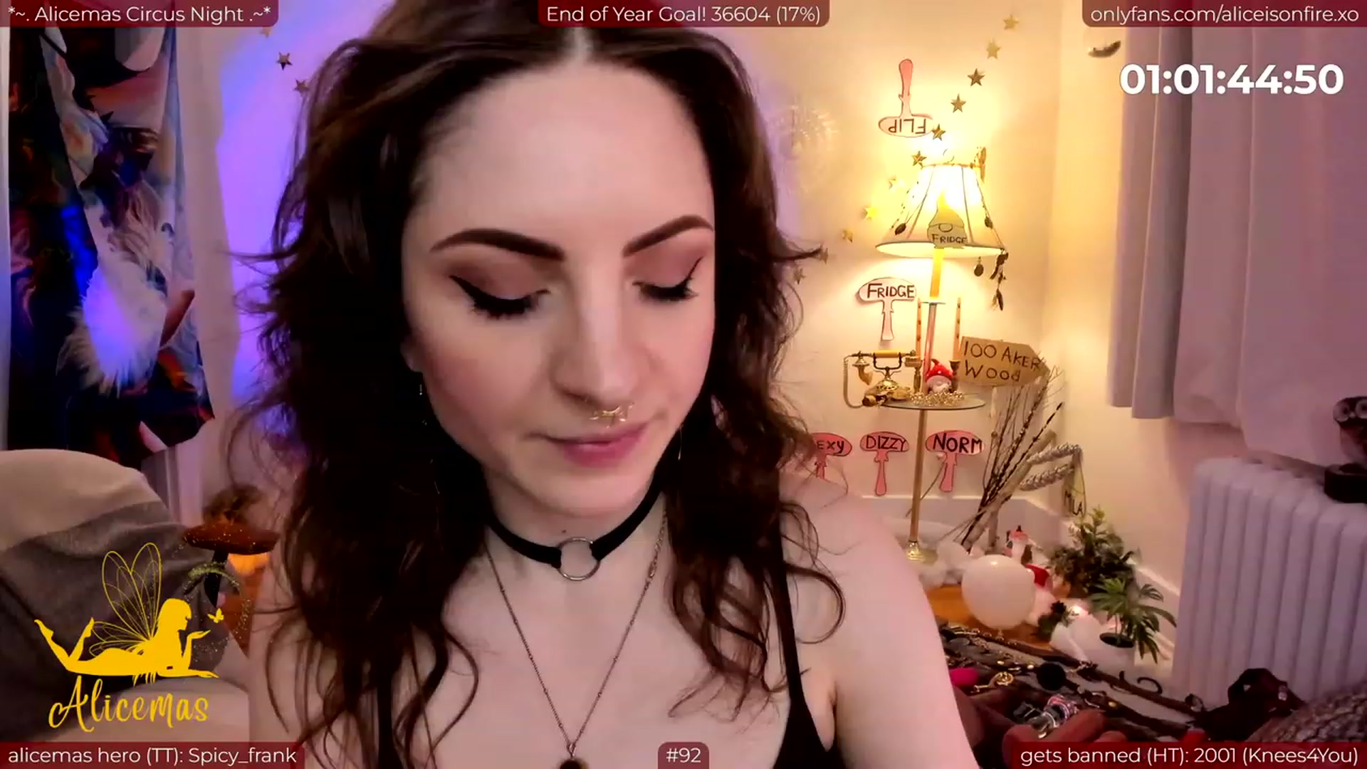 Gallery image thumbnail from aliceisonfire's myfreecams stream on, 12/31/2023, 06:28 image 17 of 20